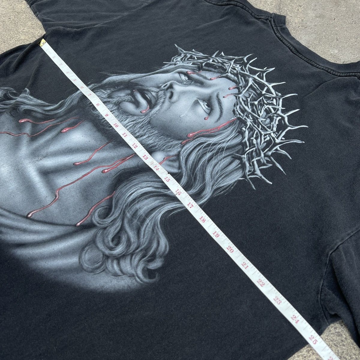 Vintage Vintage Y2K God Jesus Bible Holy Tee 2XL Thrashed Sun Faded Size US XXL / EU 58 / 5 - 17 Thumbnail