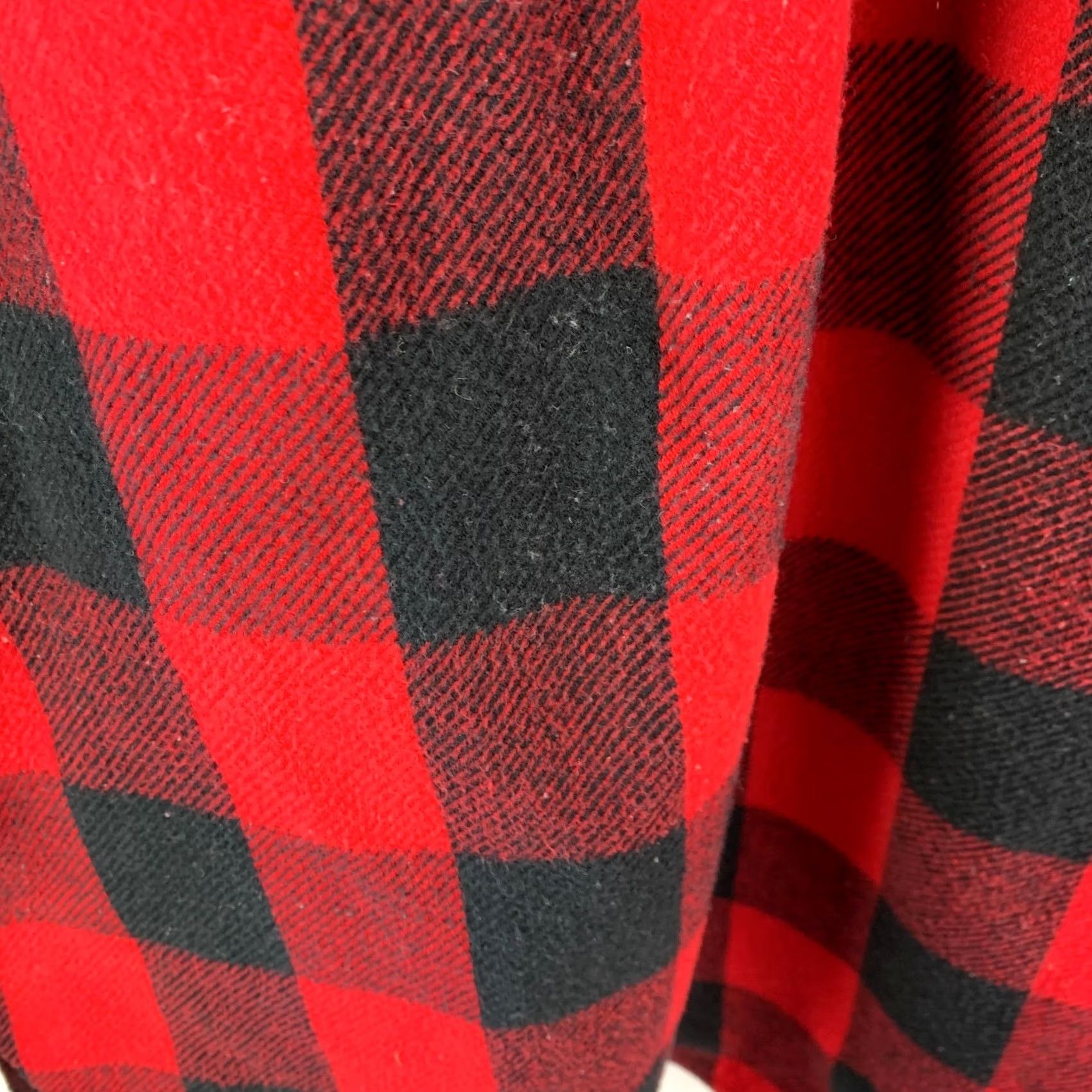 Vintage VINTAGE Elkmont Buffalo Plaid Flannel Red Black Button-Up Shirt L Men Size US L / EU 52-54 / 3 - 8 Thumbnail