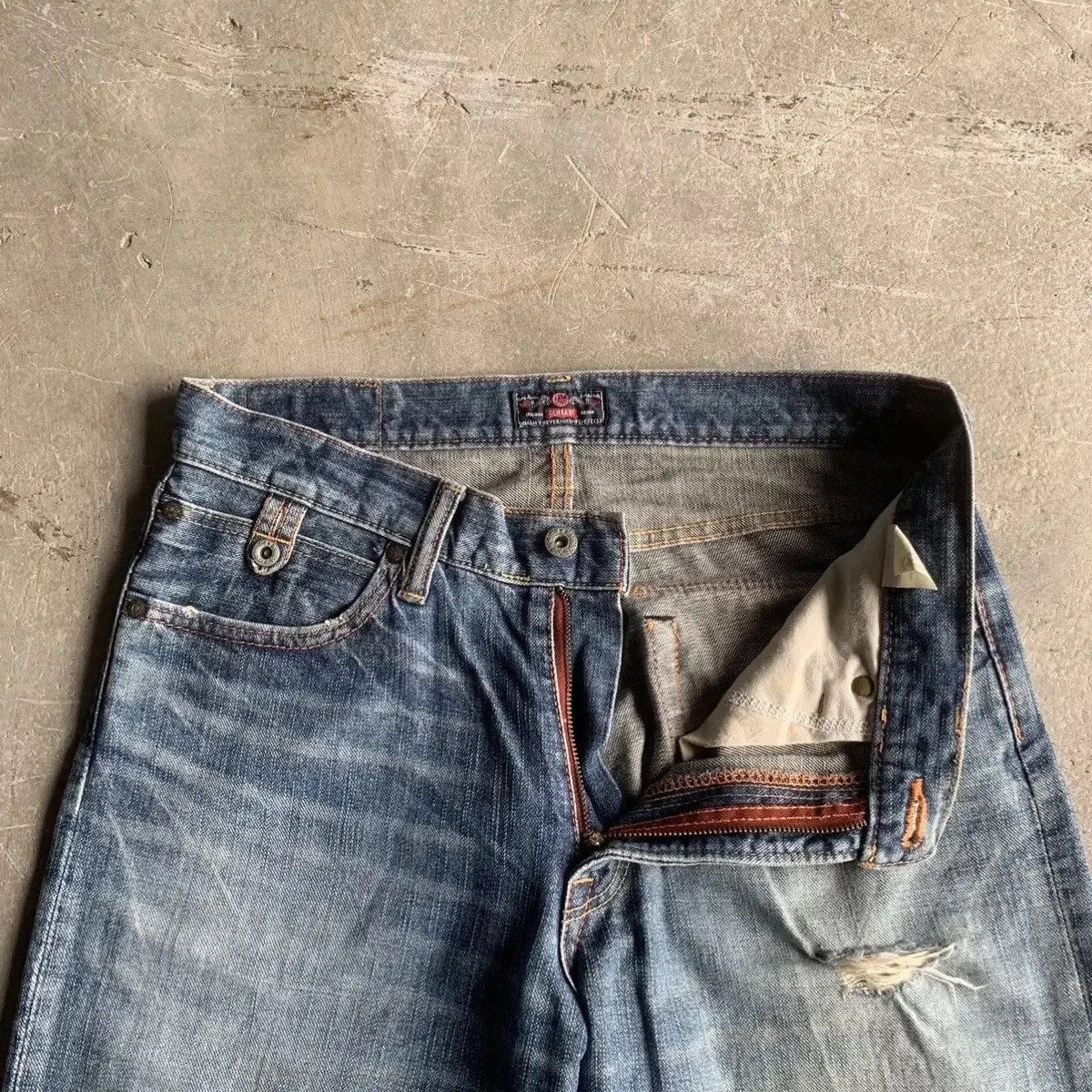 Japanese Brand GL HEARTS W31 L32 Distressed Denim Blue Wash Jeans Pants Size US 31 - 9 Thumbnail