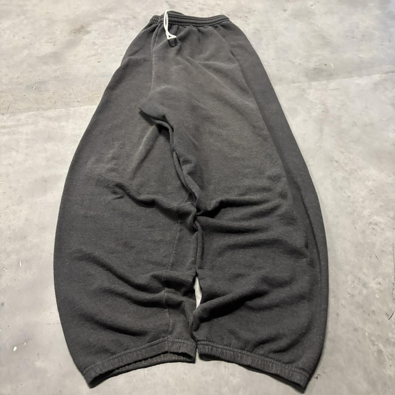 Japanese Brand × Vintage Crazy Vintage Y2K/2000s Baggy Dark Grey Skater Essential Sweatpants! Size US 32 / EU 48 - 3 Thumbnail