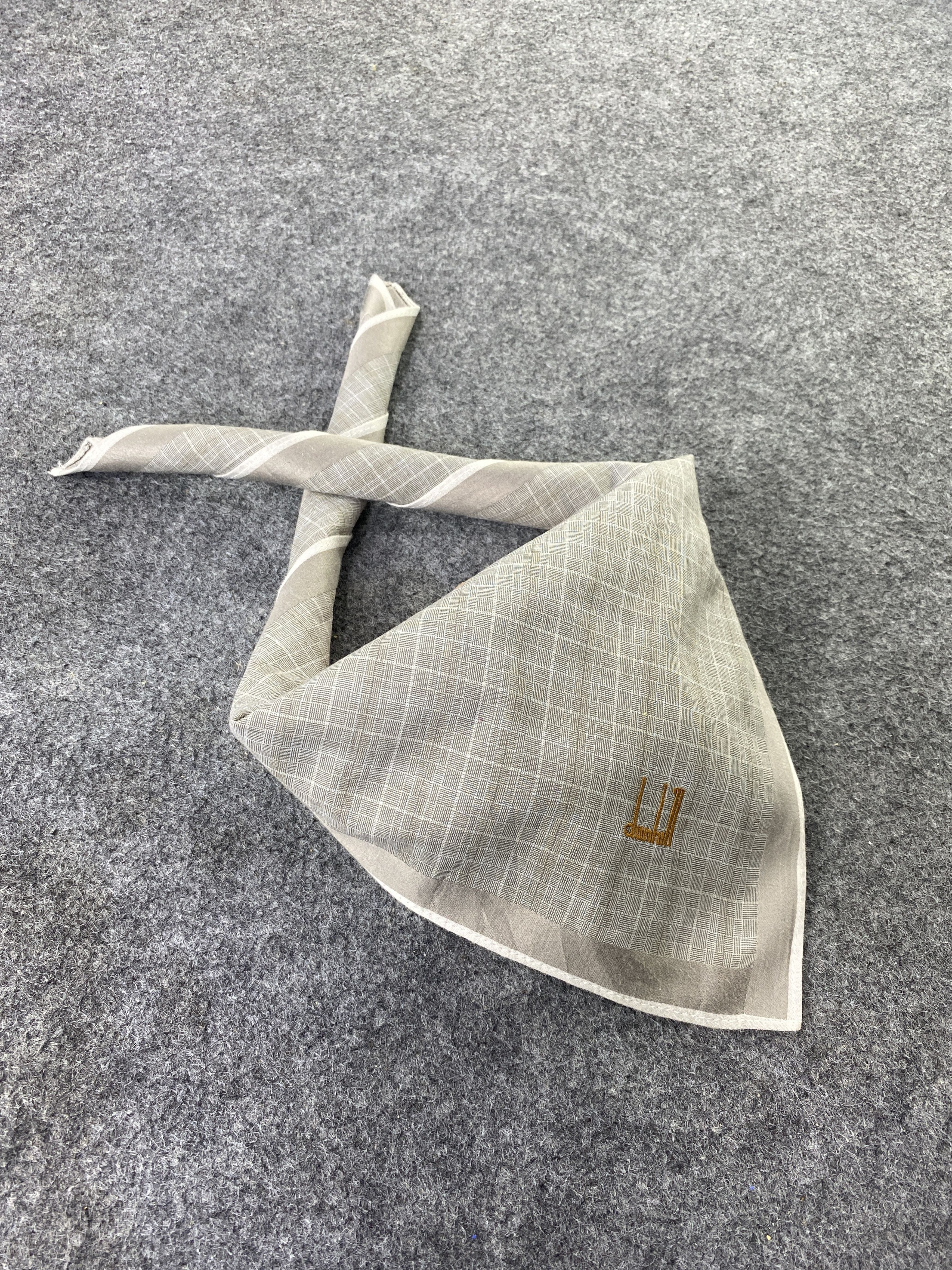 Alfred Dunhill Alfred Dunhill Handkerchief / Bandana / Neckerchief-B366 Size ONE SIZE - 1 Thumbnail