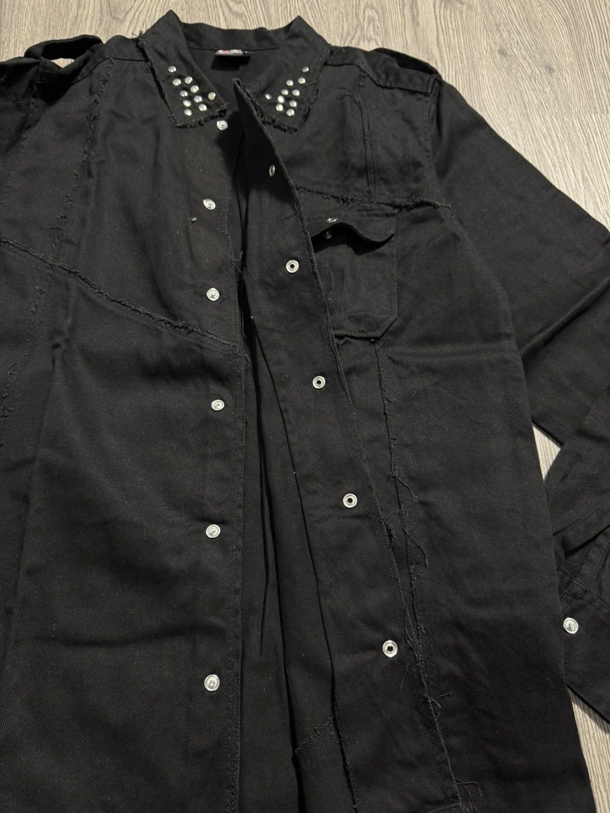 Japanese Brand Budger Punk Patchwork Shirt Button Size US L / EU 52-54 / 3 - 7 Thumbnail