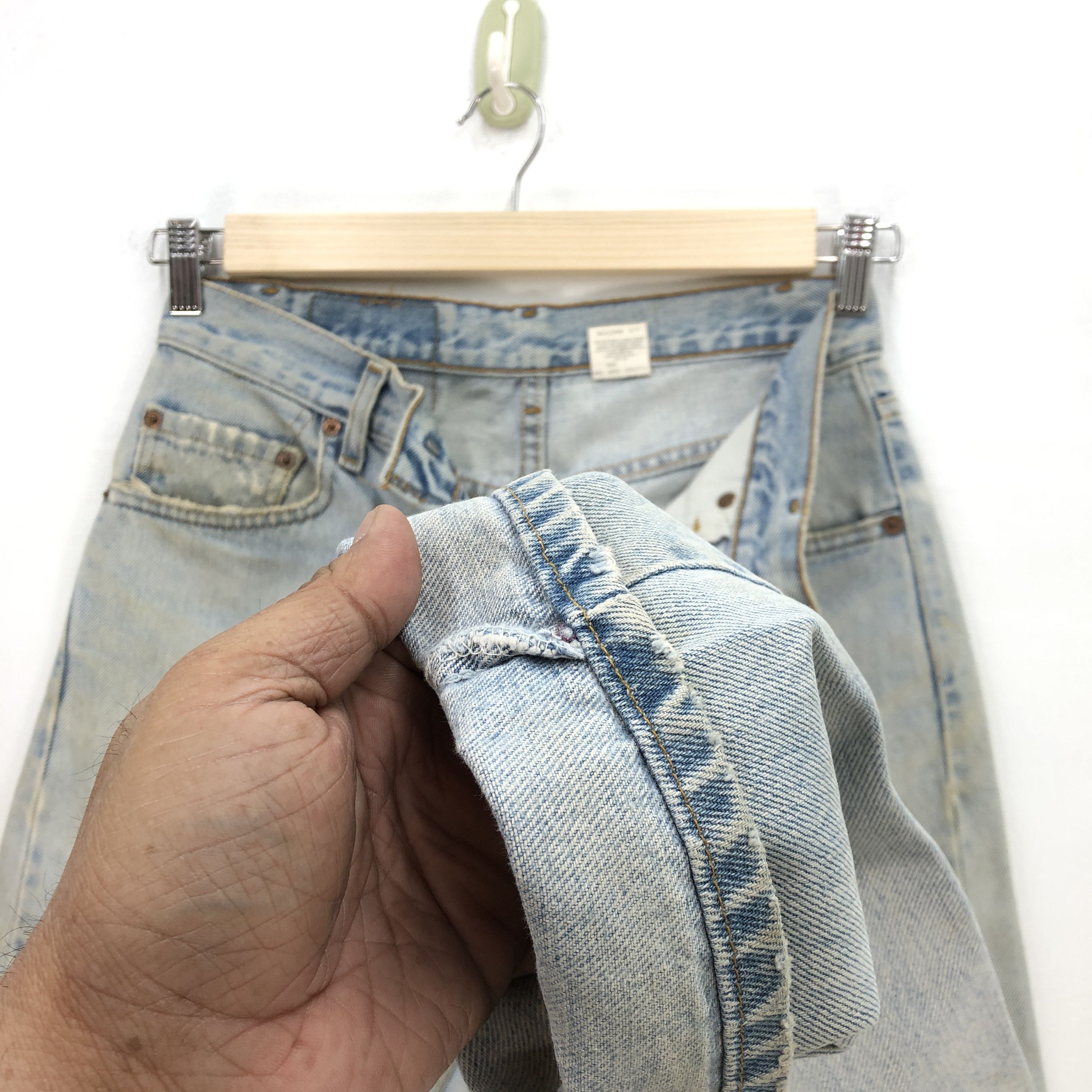 Levi's Vintage Lev's 505 Jeans Dirty Levi's Distressed Denim - . Size 28" / US 6 / IT 42 - 8 Thumbnail