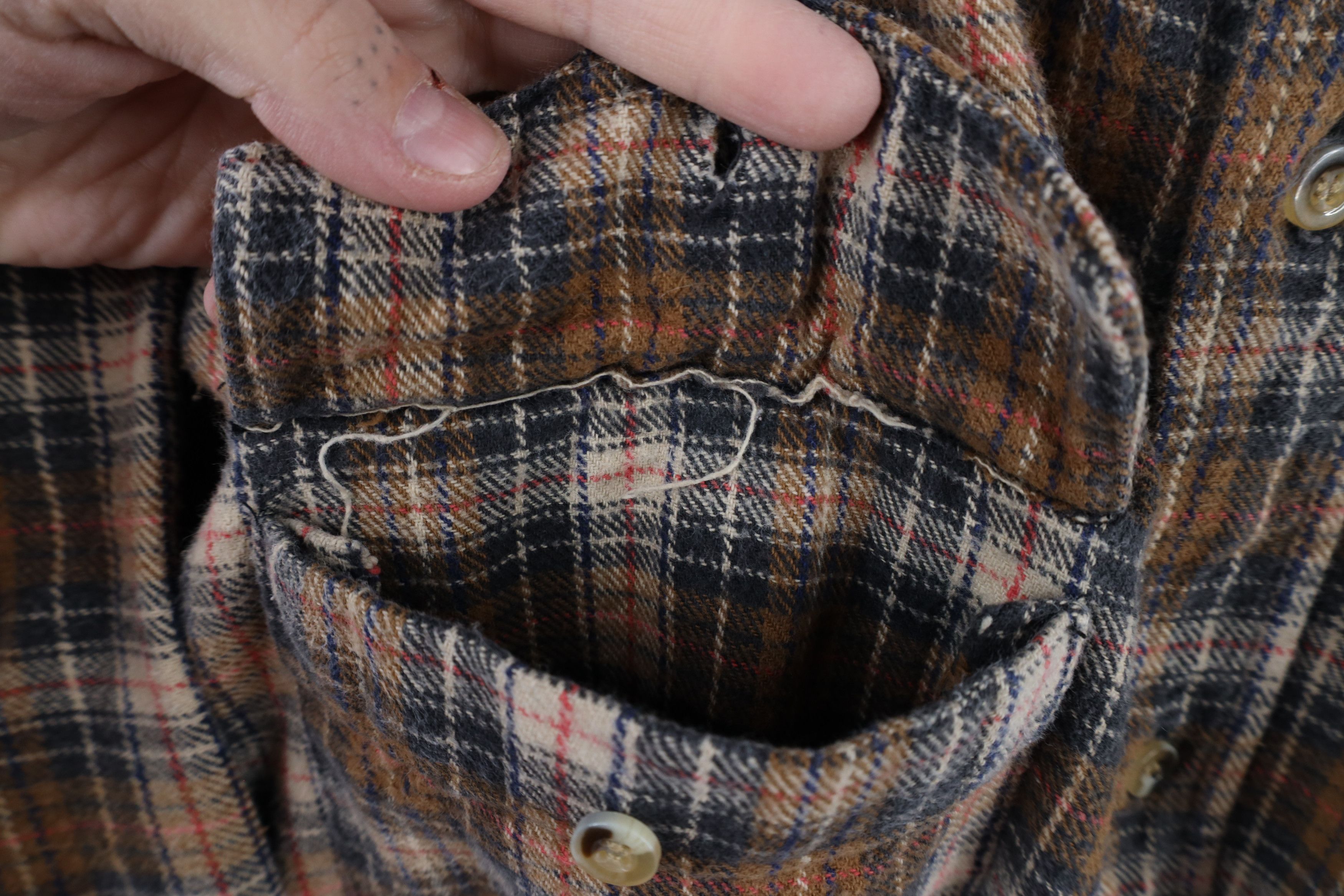 Vintage Vintage 90s Streetwear Heavyweight Flannel Button Down Shirt Size US XXL / EU 58 / 5 - 4 Thumbnail