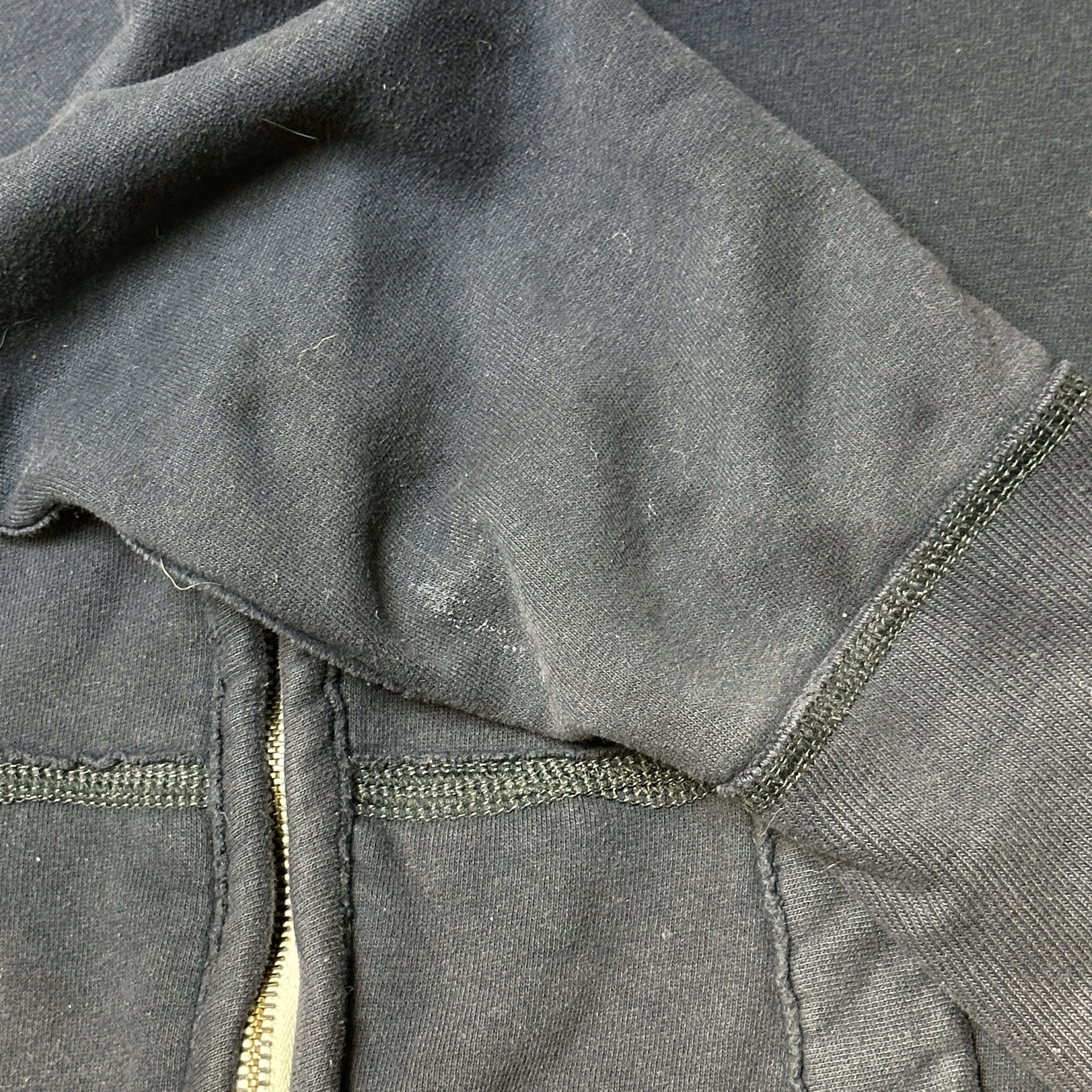 Abercrombie & Fitch Vintage Abercrombie & Fitch Appliqué Logo Zip Hoodie Size M Size US M / EU 48-50 / 2 - 8 Thumbnail