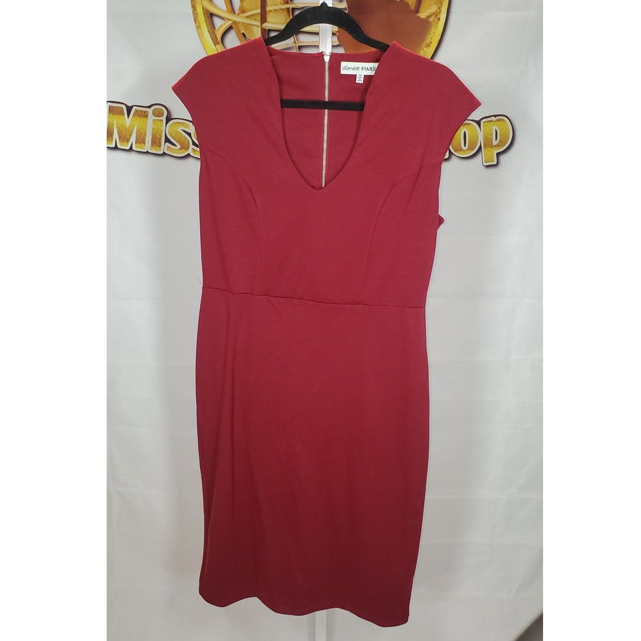 Almost Famous Almost Famous Burgundy V-Neck Cap Sleeve Stretch Dress 1X Size XXL / US 16-18 / IT 52-54 - 1 Thumbnail