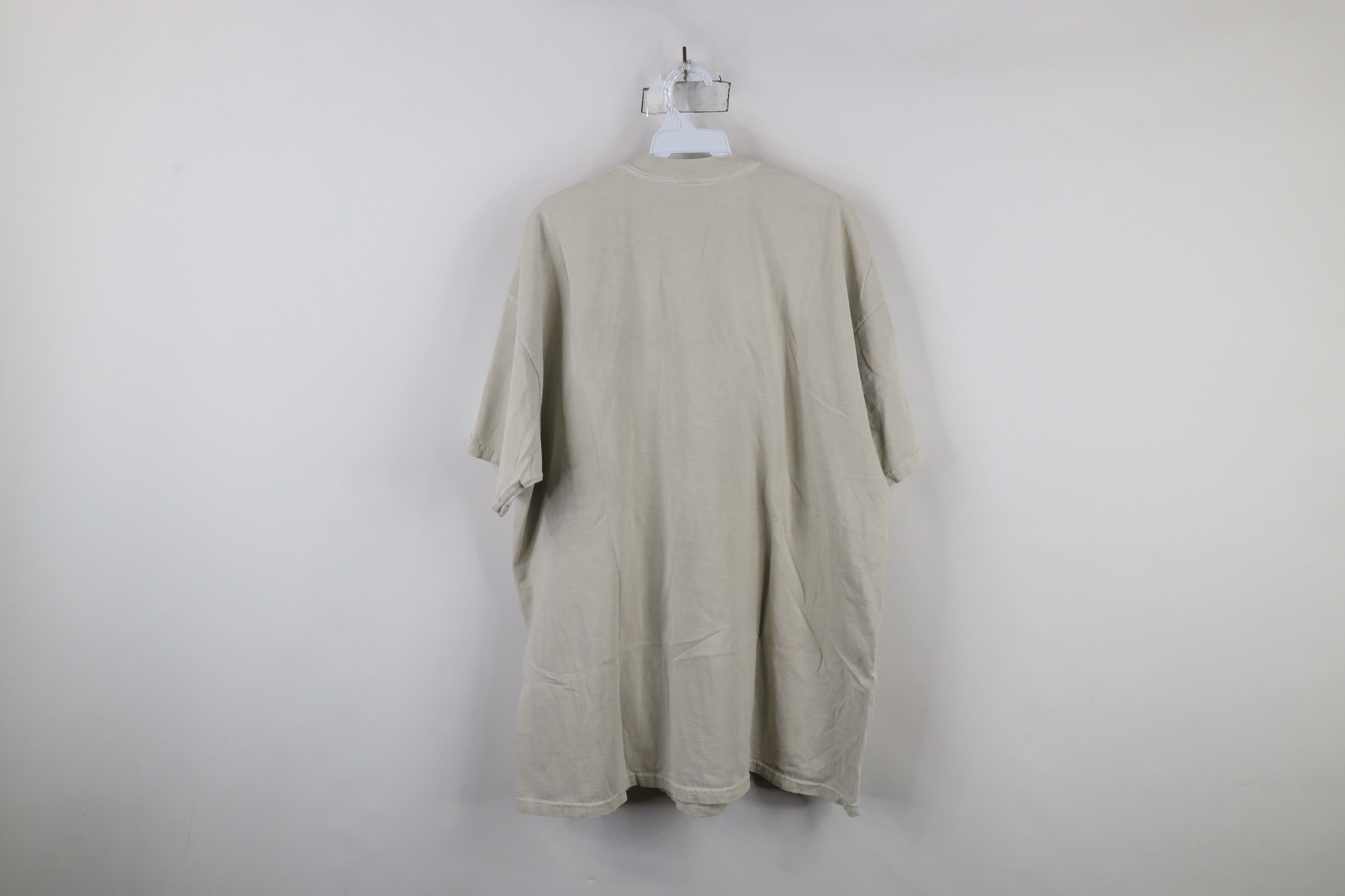 Vintage Vintage 90s Streetwear Spell Alaska State Flag T-Shirt Beige Size US XXL / EU 58 / 5 - 9 Thumbnail