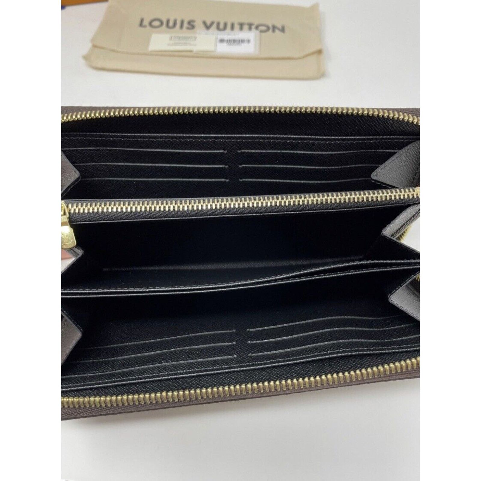 Louis Vuitton Louis Vuitton Zippy Wallet Reverse Monogram Giant Brown Size ONE SIZE - 8 Thumbnail