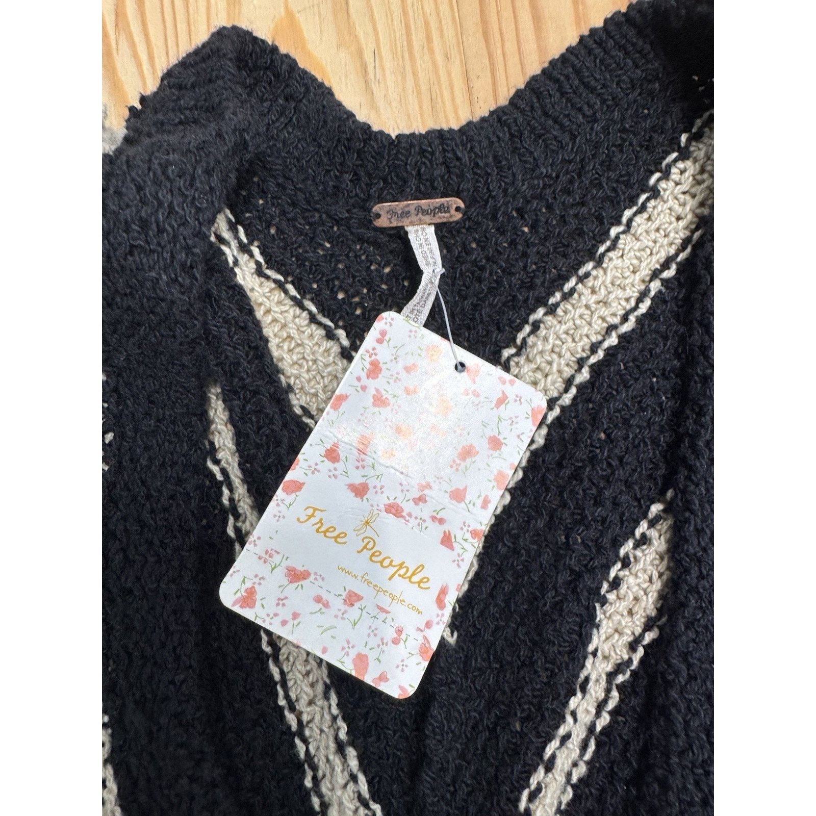 Free People Free People Black Beige Chevron Strip Cardigan Sweater Size M / US 6-8 / IT 42-44 - 7 Thumbnail