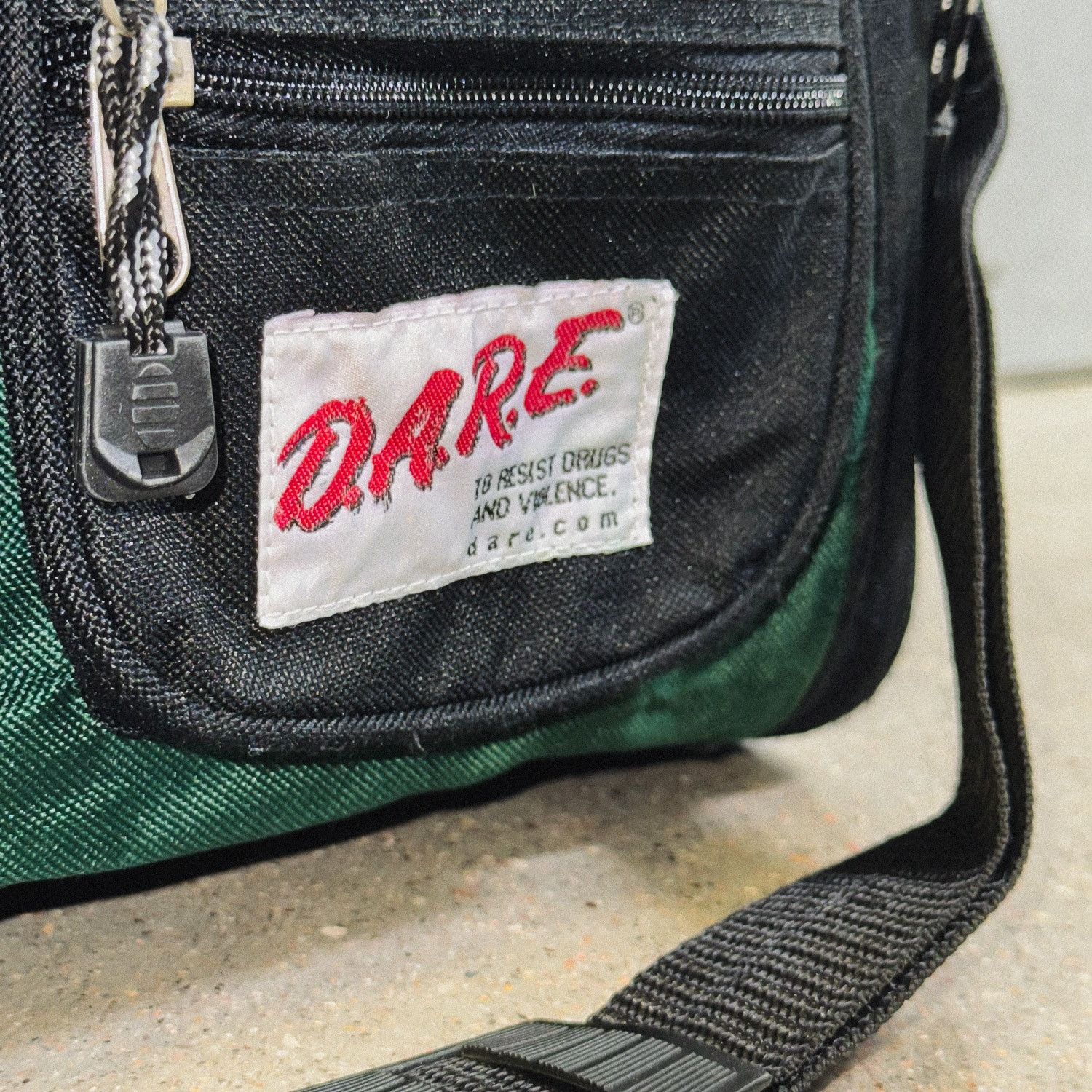 & Other Stories Vintage DARE Gear Duffel Bag Green Black Rare Anti Drug 90s Size ONE SIZE - 8 Thumbnail
