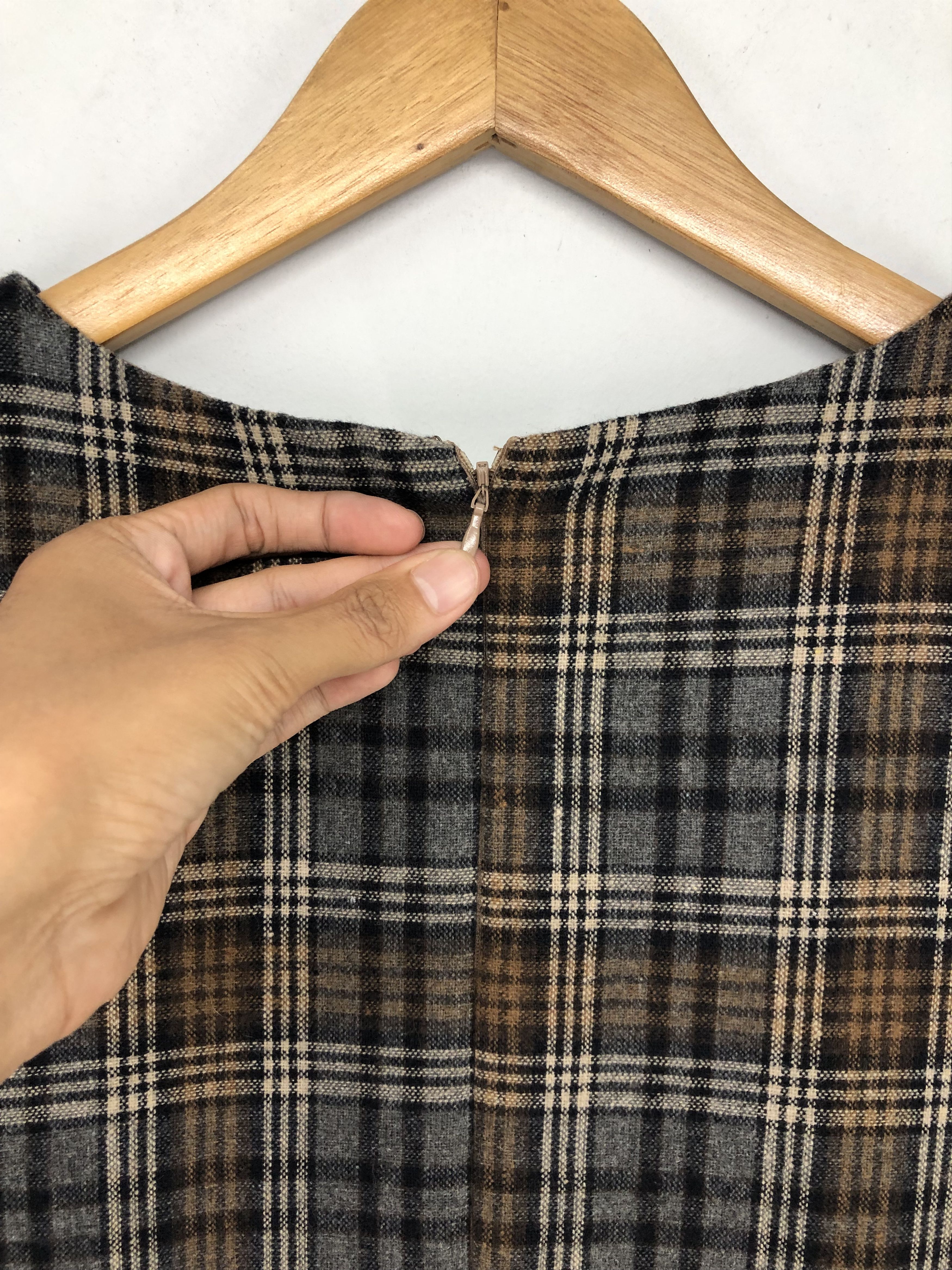 Harris Tweed Harris Tweed x Shimamura Check Pattern Wool Tunic Dress Size L / US 10 / IT 46 - 9 Thumbnail