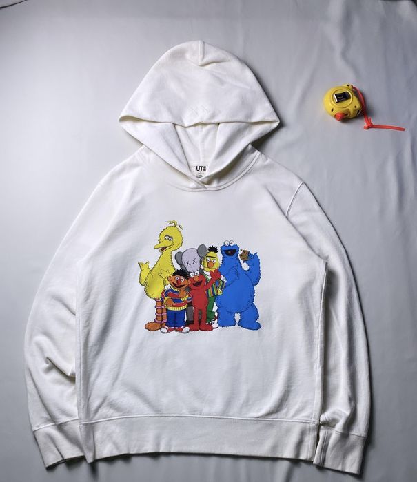 Kaws uniqlo 2024 sesame street hoodie