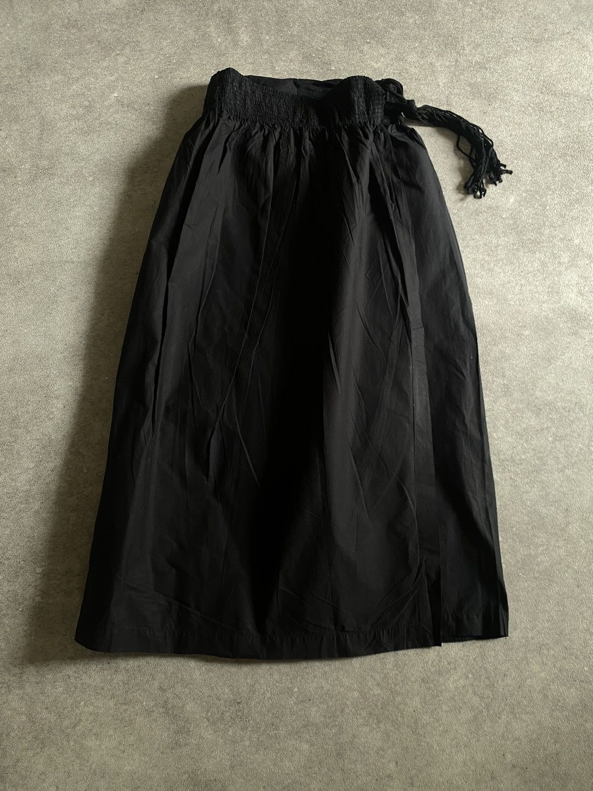 Issey Miyake 90s Plantation Black Bondage Skirts Size 28" / US 6 / IT 42 - 1 Thumbnail