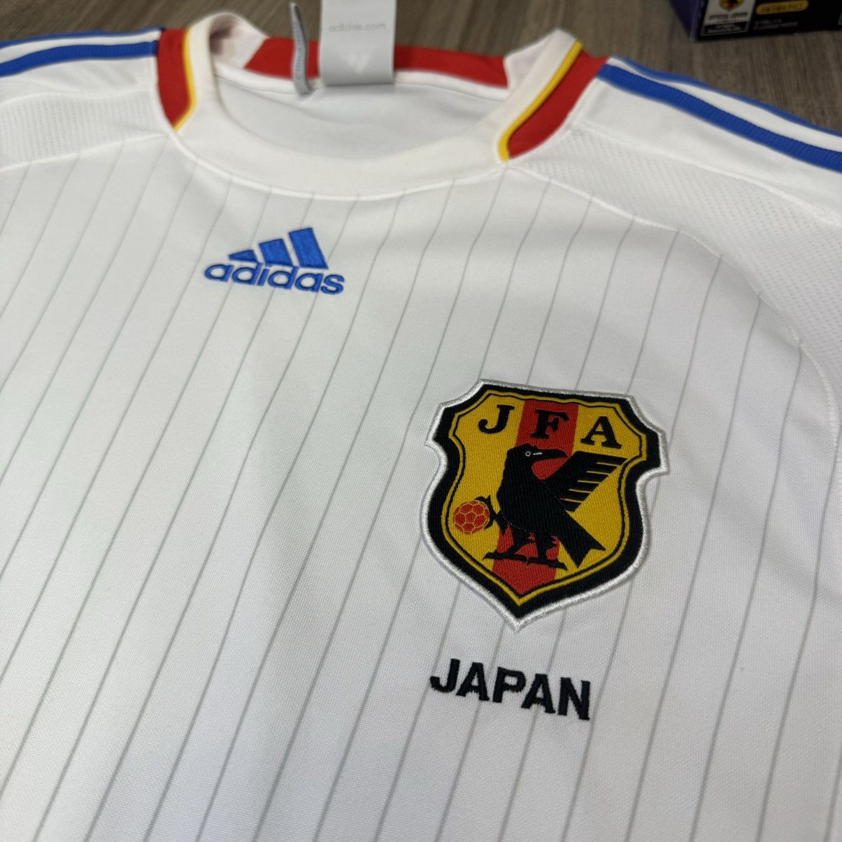 Adidas Japan 08/09 longsleeves away shirt Size US L / EU 52-54 / 3 - 3 Thumbnail