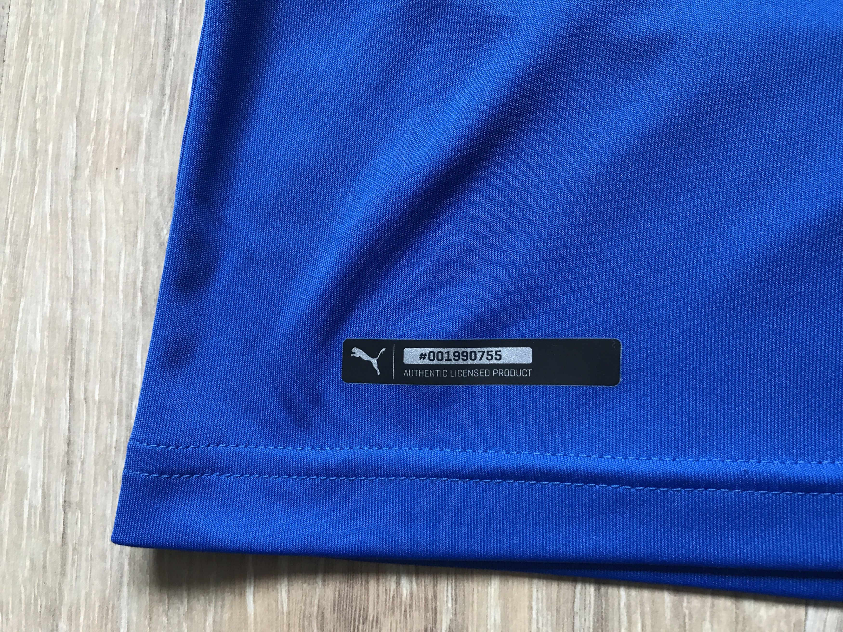 Puma × Vintage Vintage Puma Italy Home Football Shirt 2014-2015 Size US L / EU 52-54 / 3 - 7 Thumbnail