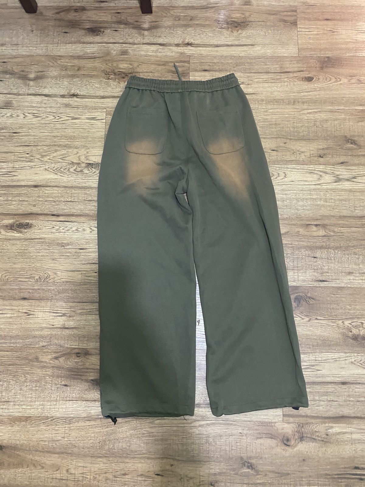 Other Washed green baggy sweatpants Size US 34 / EU 50 - 2 Thumbnail