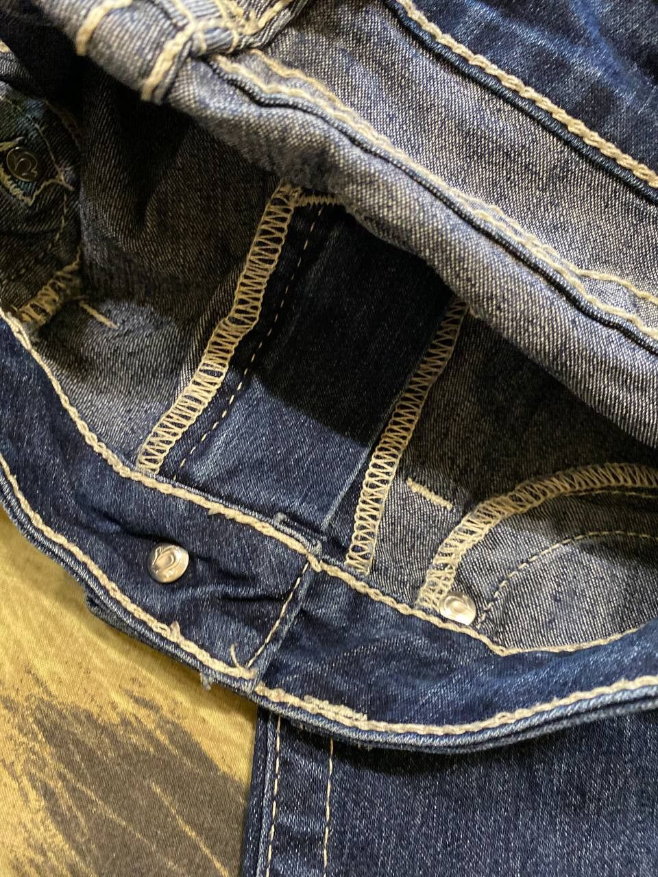 True Religion TRUE RELIGION MADE IN USA Slim Fit Denim Jeans Clean Look Size 28" / US 6 / IT 42 - 17 Thumbnail