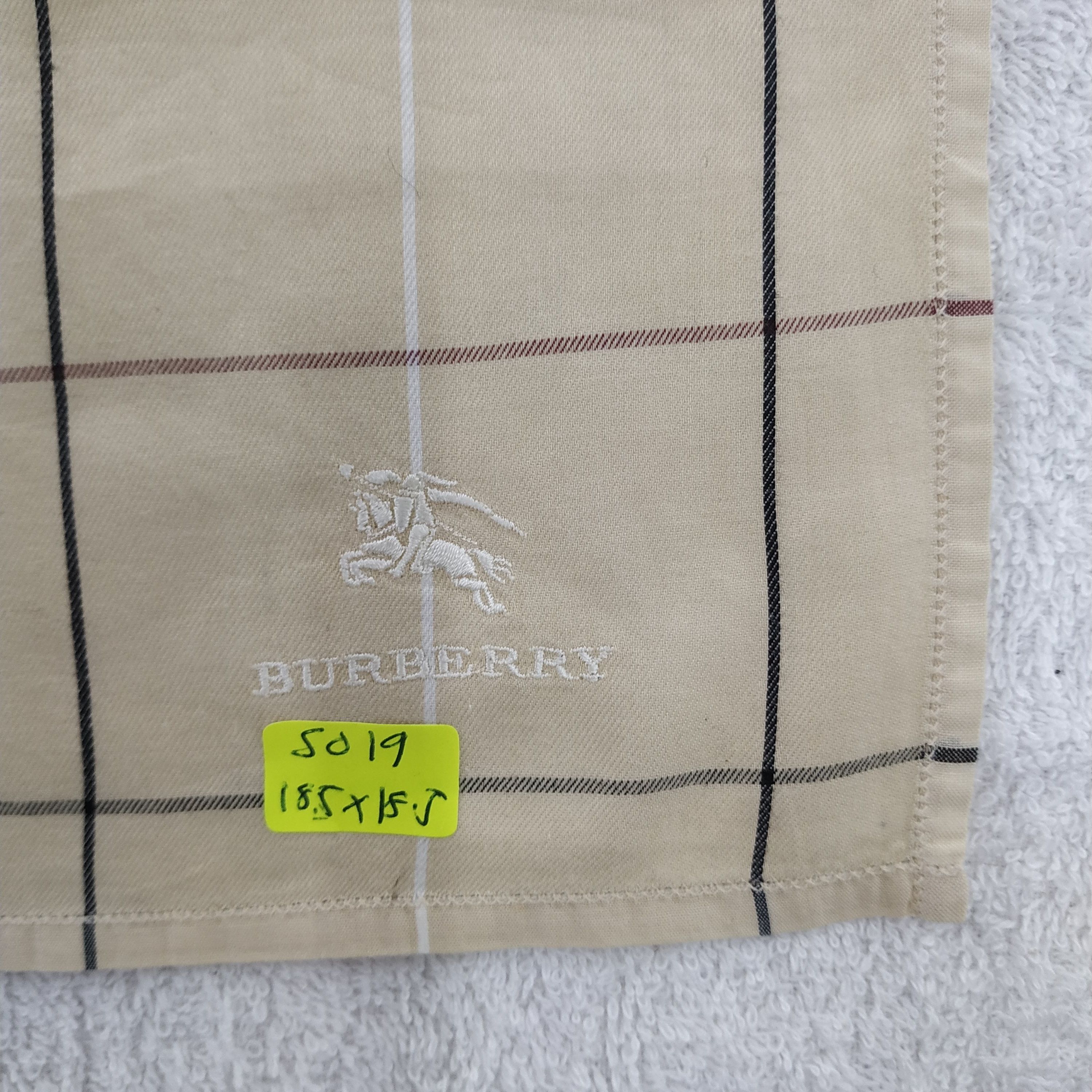 Burberry × Vintage Burberry Bandana / Handkerchief / Neckerchief - S019 Size ONE SIZE - 5 Thumbnail