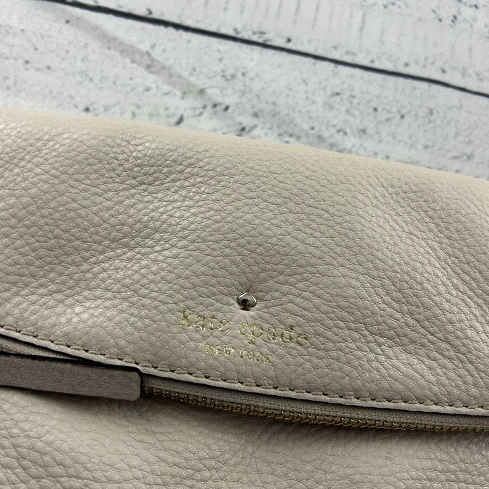 Vintage VINTAGE Kate Spade Crossbody Over The Shoulder Purse Cream Size ONE SIZE - 2 Thumbnail