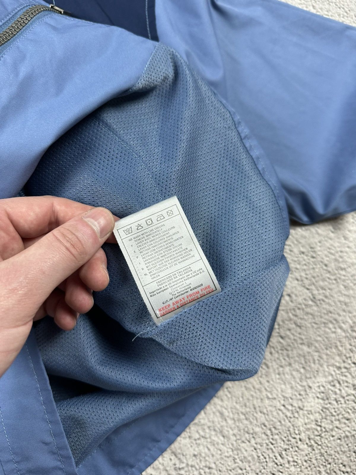 Nike Vintage Nike Track Suit Pants Jacket Nylon Drill Y2K Style Size S / US 4 / IT 40 - 10 Thumbnail
