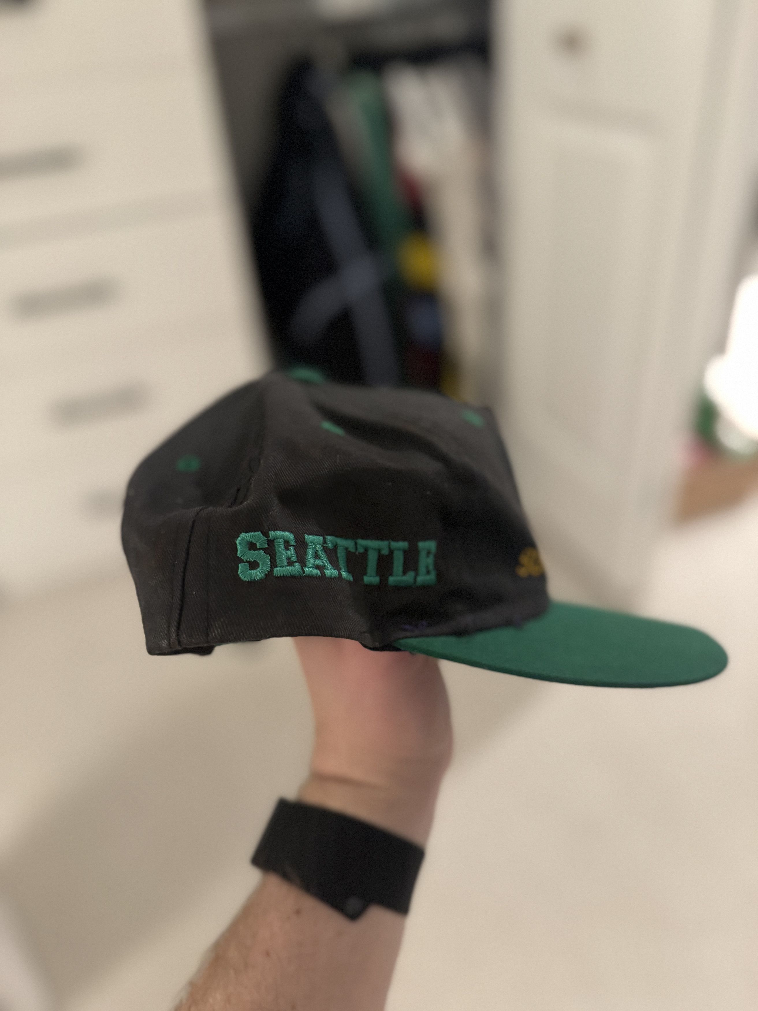 Vintage *VINTAGE* Seattle Supersonics Sonics Logo NBA Snapback Hat Size ONE SIZE - 2 Thumbnail