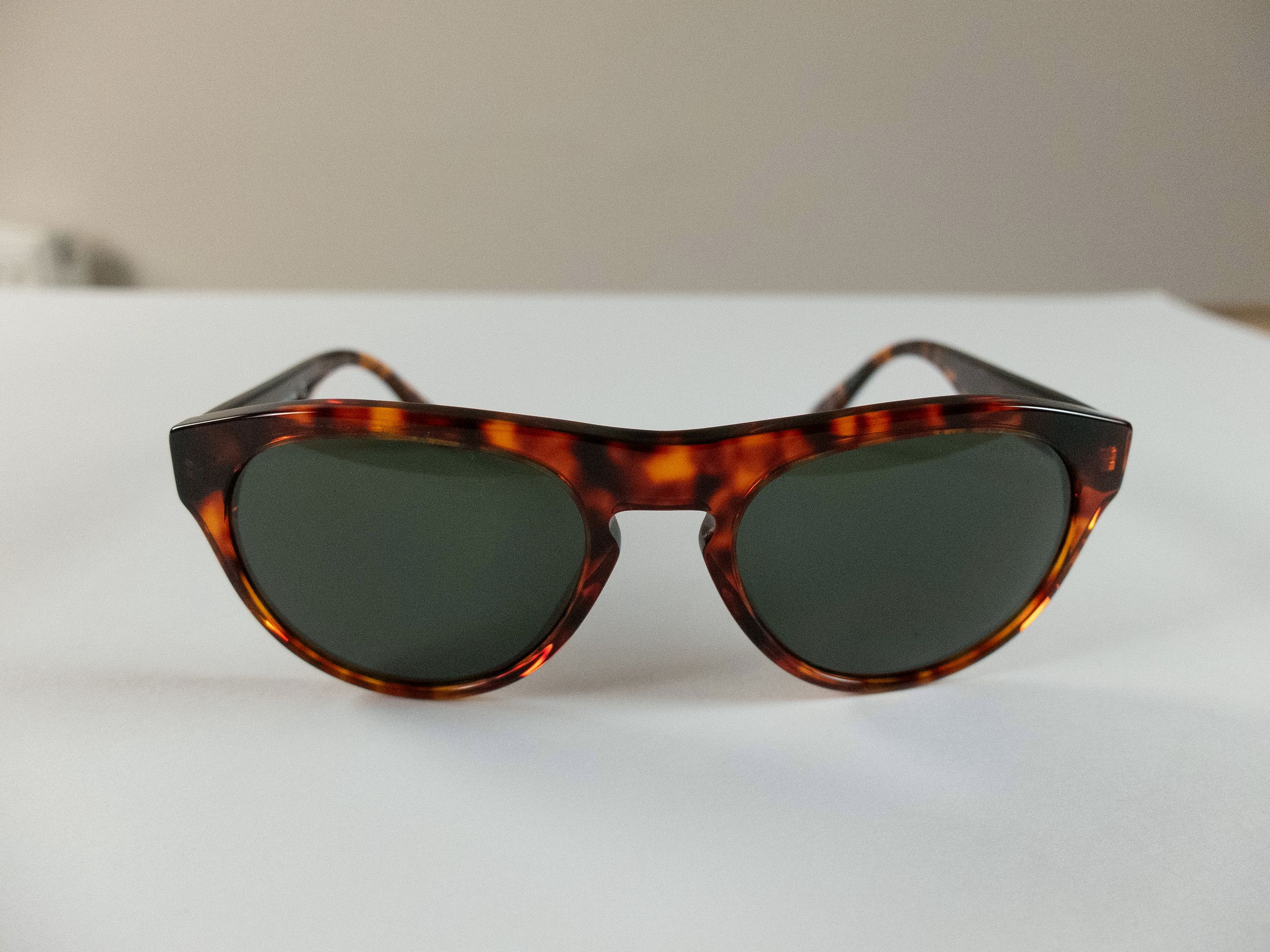 Giorgio Armani GIORGIO ARMANI brown tortoise shell oval sunglasses Italy Size ONE SIZE - 6 Thumbnail