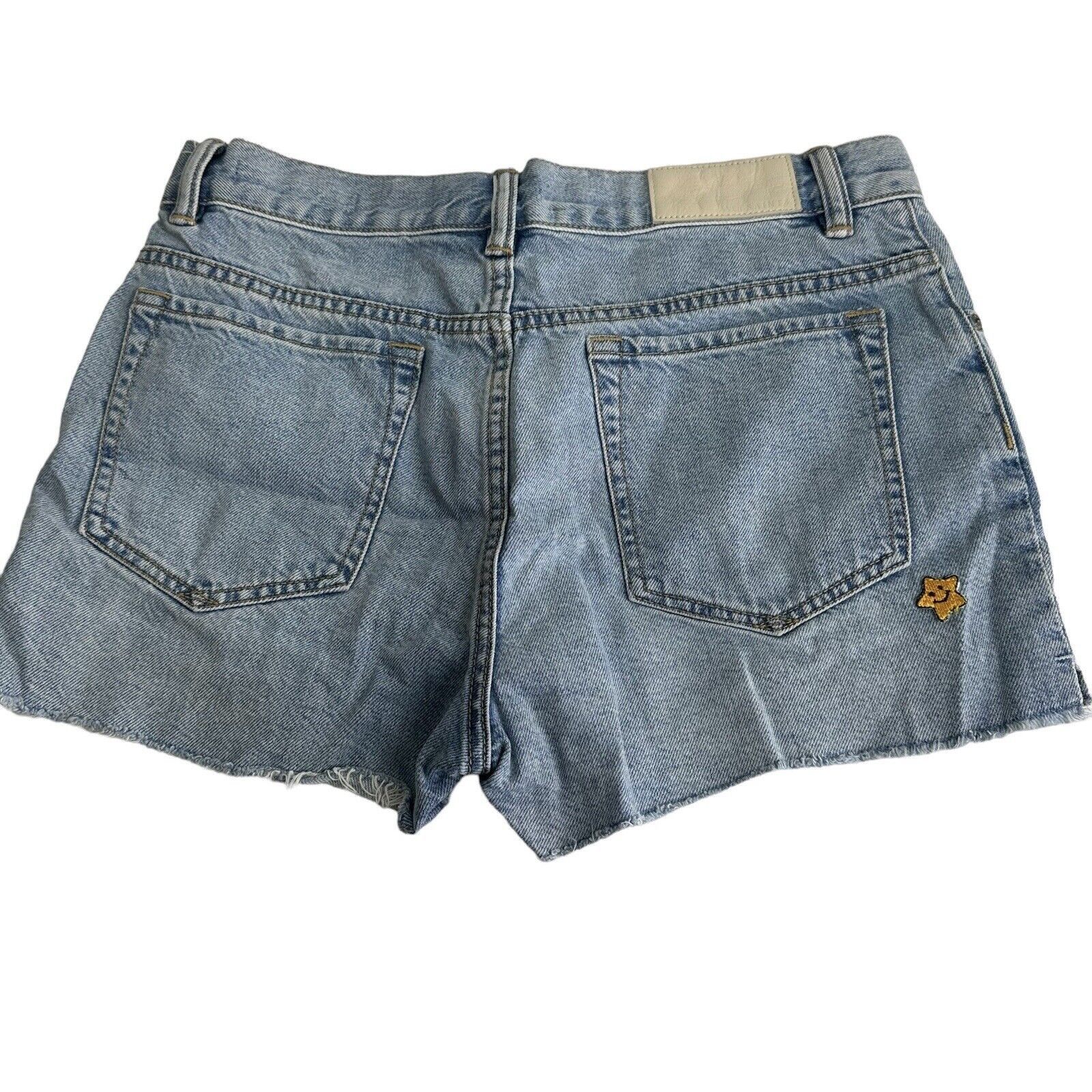 Allsaints allsaints kate distressed patches denim jean shorts Size 26 Size 26" / US 2 / IT 38 - 2 Thumbnail