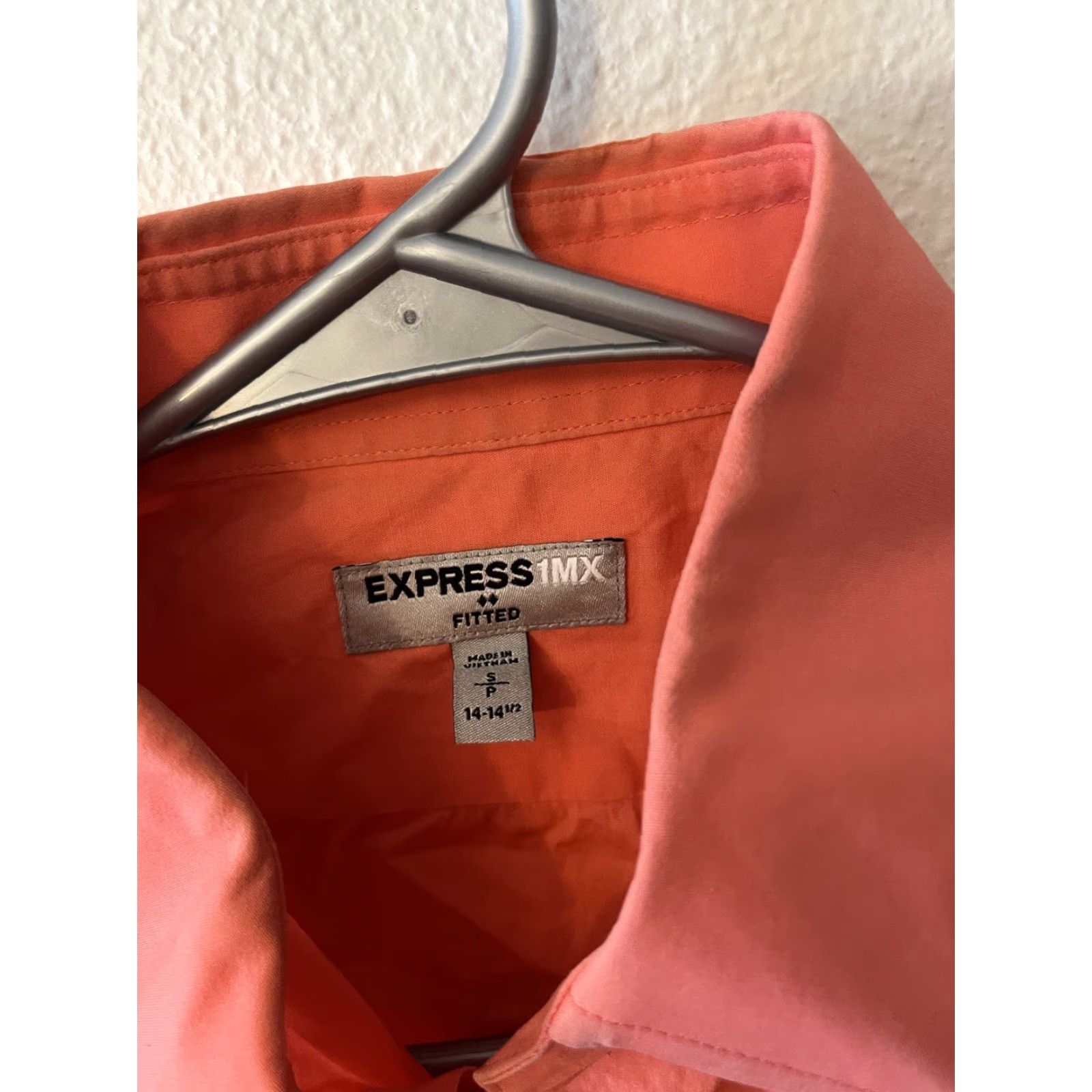 Express Express Dress Shirt Solid Pink Salmon 1MX Fitted Small Mens Shirt Size 36R - 2 Thumbnail