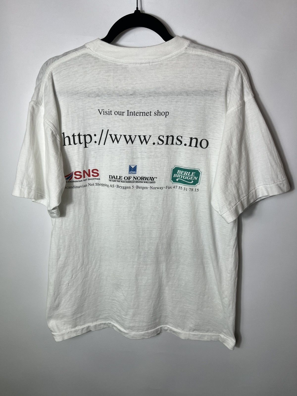 Dale Of Norway Vintage 90s Dale of Norway Print Single Stitch Norway Tee Size US L / EU 52-54 / 3 - 7 Thumbnail