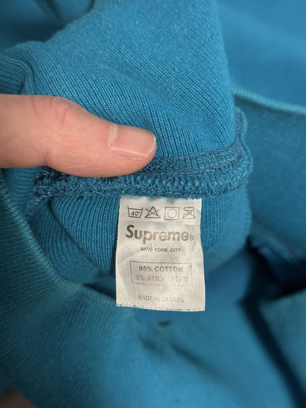 Supreme Supreme fw06 2006 teal on teal box logo crewneck Size US M / EU 48-50 / 2 - 6 Thumbnail
