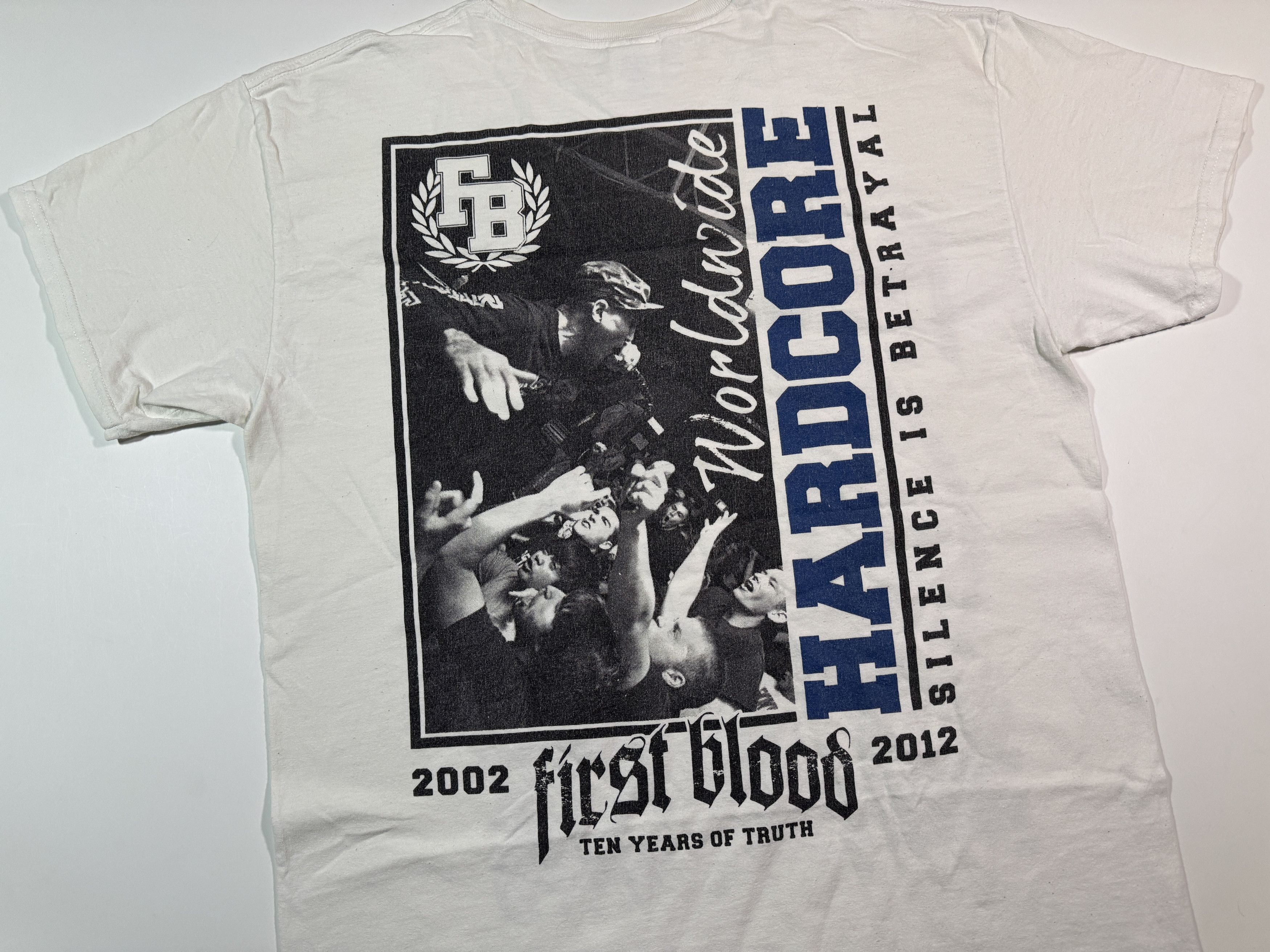 Band Tees First Blood Silence Is Betrayal 2012 T-shirt Hardcore Size US L / EU 52-54 / 3 - 4 Thumbnail