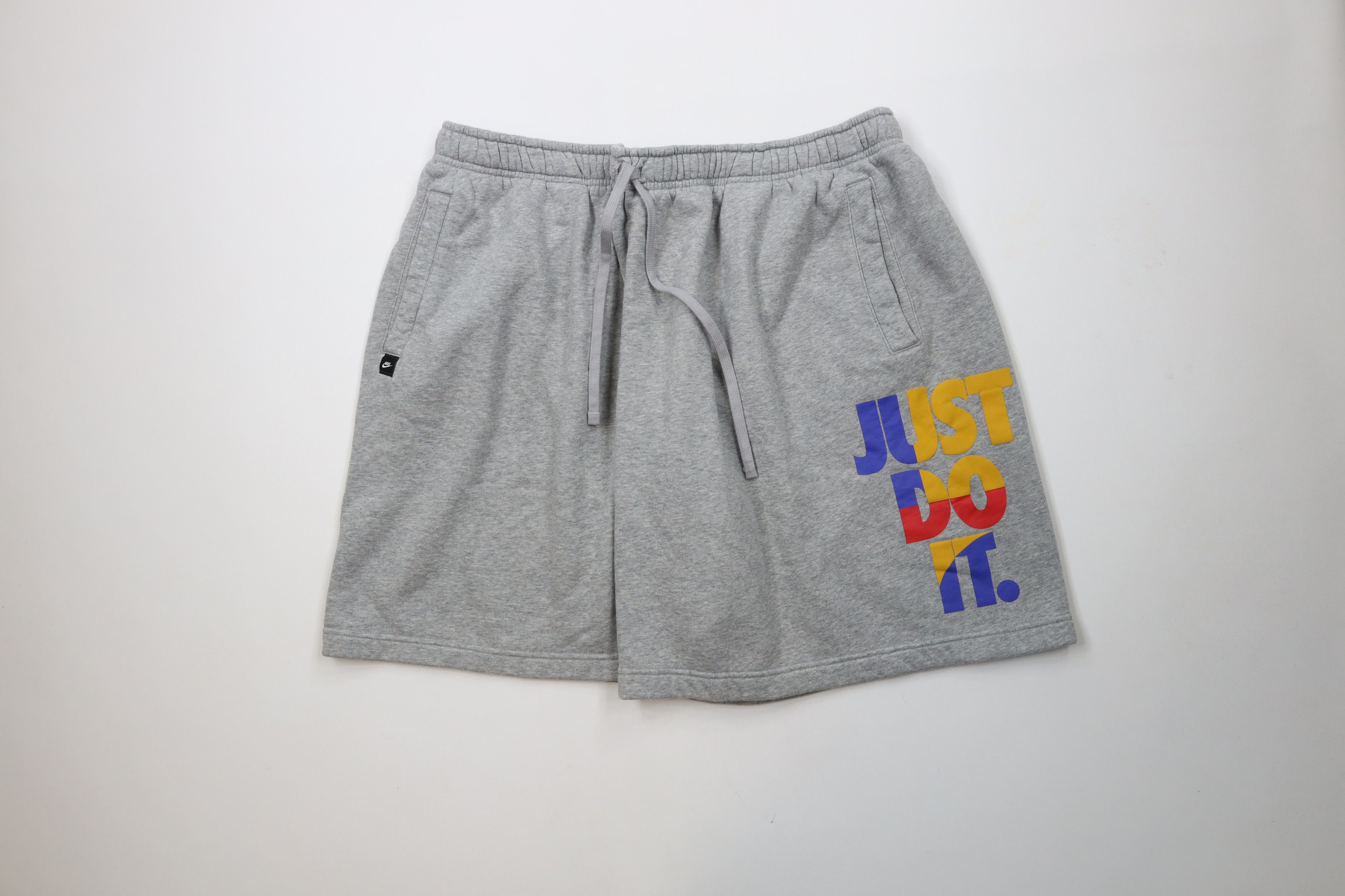 Nike × Vintage Vintage Y2K Nike Just Do It Above Knee Sweatpant Shorts Gray Size US 40 / EU 56 - 1 Thumbnail