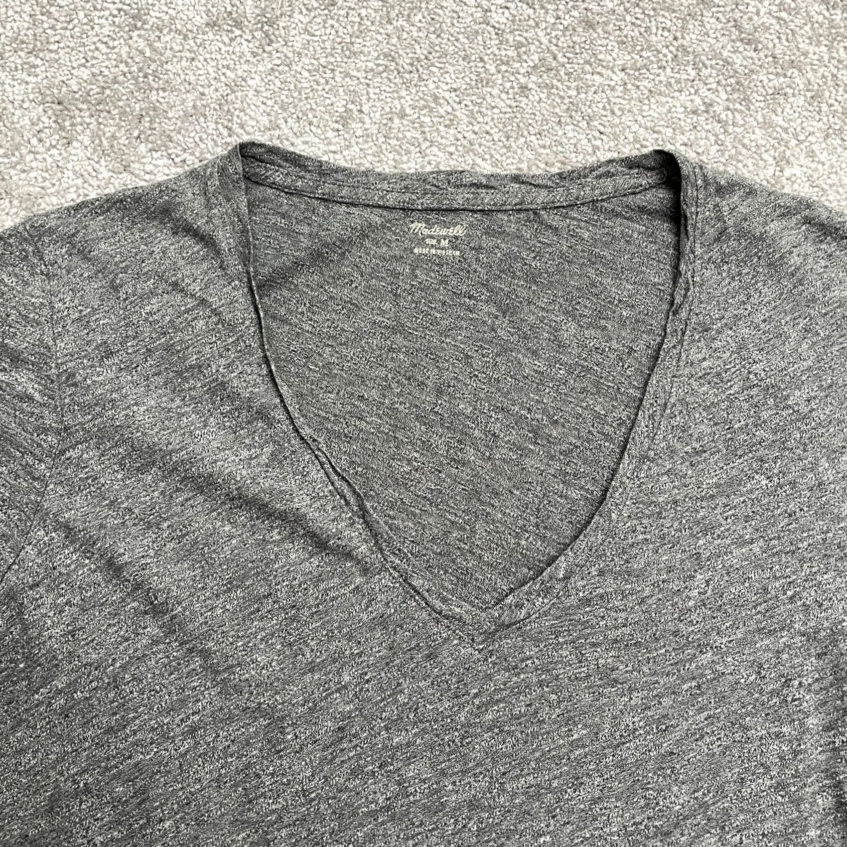 Madewell Madewell T-Shirt Womens Medium Gray Cotton V-Neck Basic Tee Essential Size M / US 6-8 / IT 42-44 - 3 Thumbnail