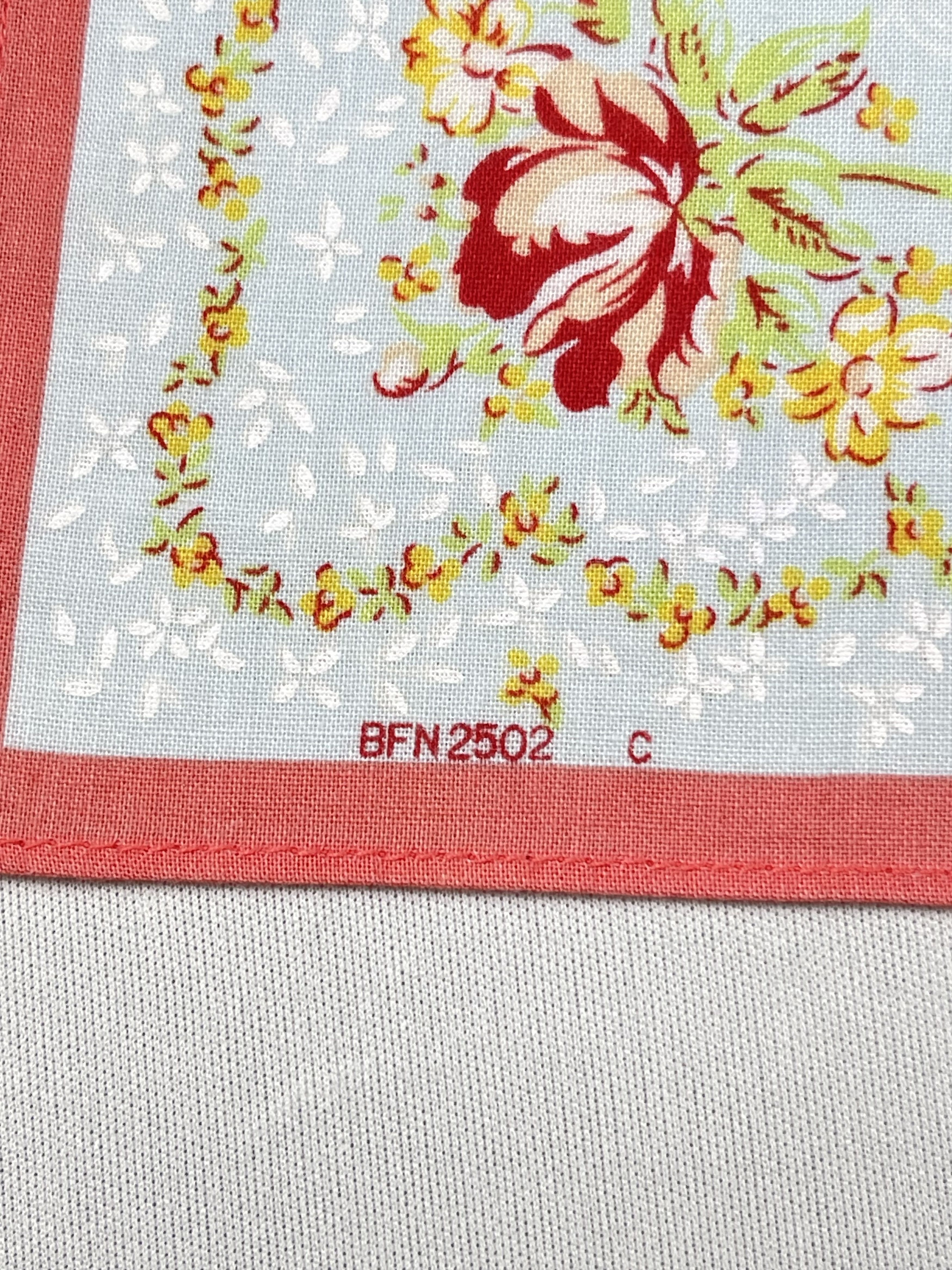 Pierre Balmain Vtg Pierre Balmain Handkerchief Pocket Square Bandana HM0051 Size ONE SIZE - 4 Thumbnail
