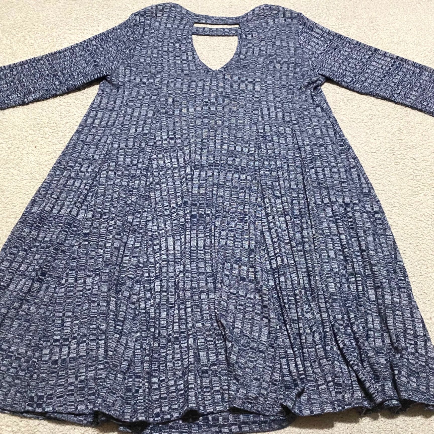 Torrid Torrid Dress Blue 1X 3/4 Sleeve Keyhole Neck A-Line Mini Knit Polyester Rayon Plus Womens Shirt? Size XL / US 12-14 / IT 48-50 - 2 Thumbnail