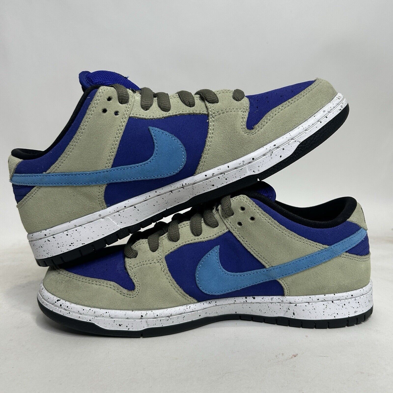Nike Nike SB Dunk Low “ACG Celadon” 2024 Size US 9.5 / EU 42-43 - 3 Thumbnail