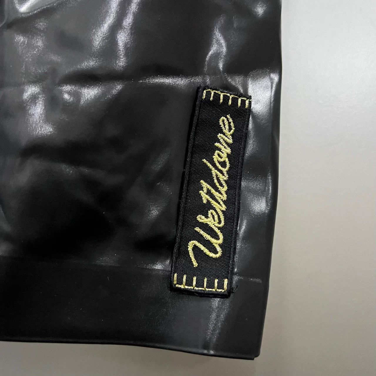 WE11DONE WE11DONE Gold Thread Embroidered Logo Short M Size 27" / US 4 / IT 40 - 2 Thumbnail