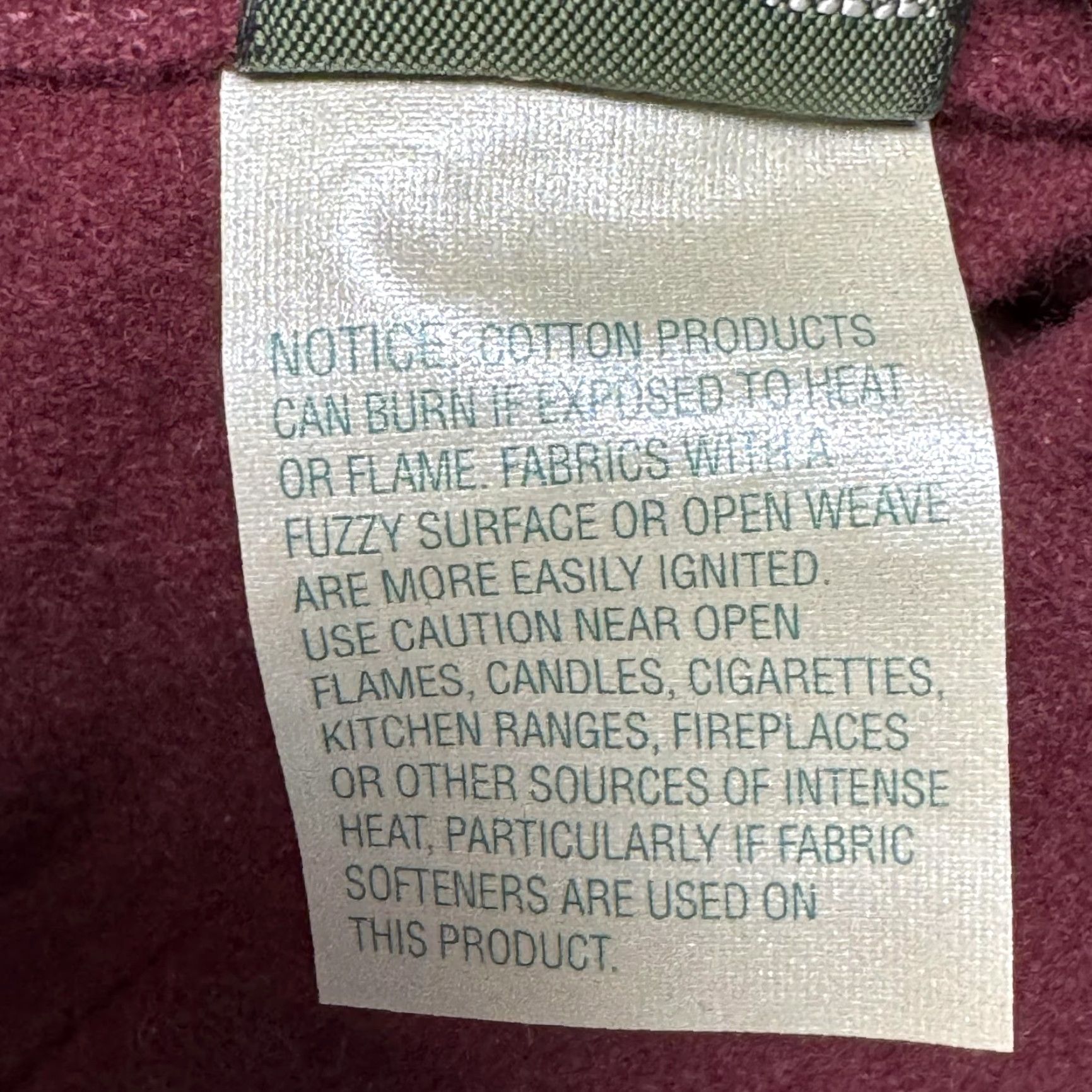 Vintage L.L. Bean Flannel Shirt Mens M Burgundy Solid 100% Cotton Button-Up Long Sleeve with Collared Neckline Vintage No Size US M / EU 48-50 / 2 - 5 Thumbnail