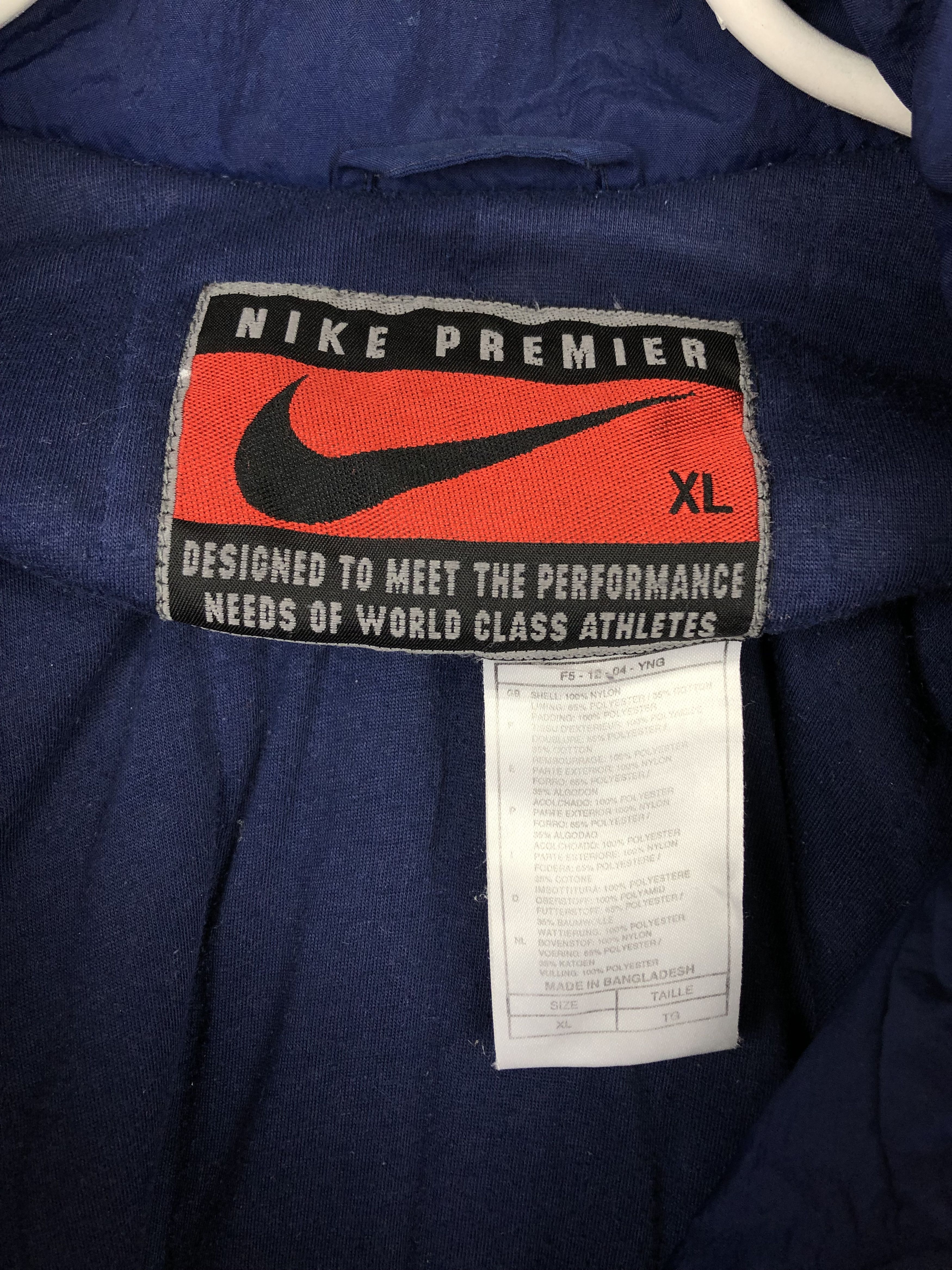 Nike Vintage Nike Arsenal Football Jacket Soccer Bomber Gunners Size US XL / EU 56 / 4 - 10 Thumbnail