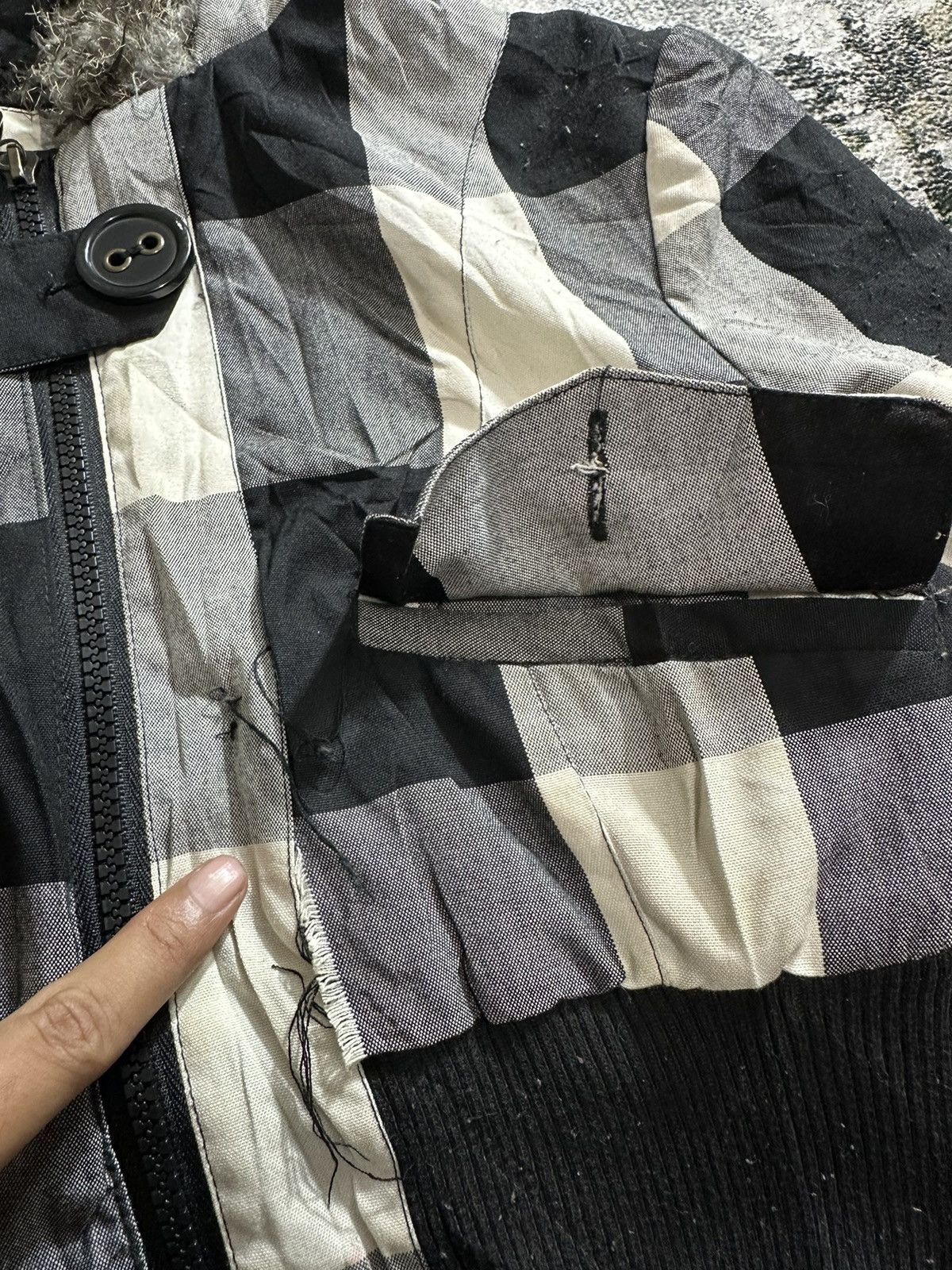 Japanese Brand LGB STYLE CRAZY CROPPED FUR HOODIE ZIP TARTAN JACKET Size S / US 4 / IT 40 - 7 Thumbnail