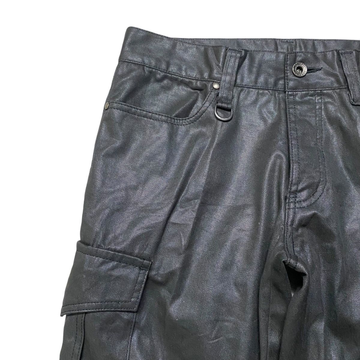5351 POUR LES HOMMES 5351 Pour Les Hommes Black Waxed Cargo Pants Size US 30 / EU 46 - 6 Thumbnail