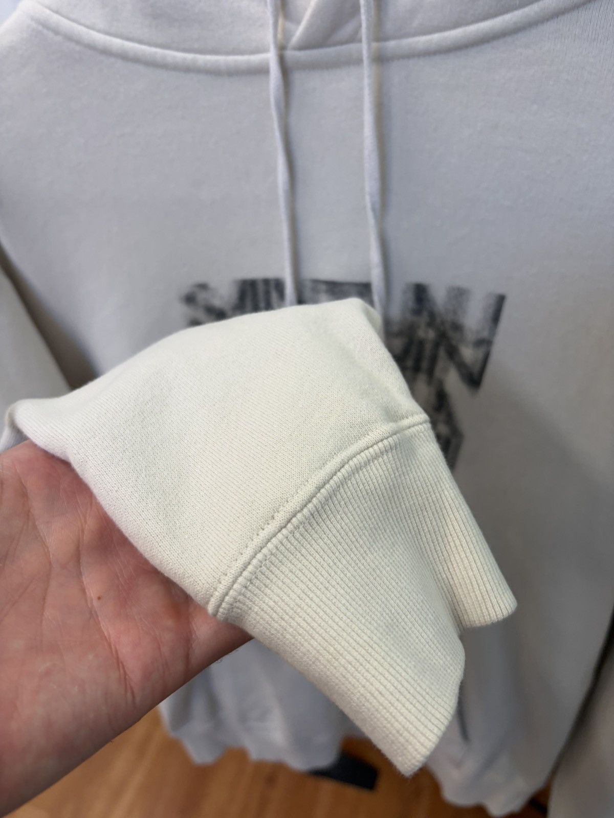 Saint Laurent Paris AW21 Blurred Box Logo Hoodie Size US S / EU 44-46 / 1 - 4 Thumbnail
