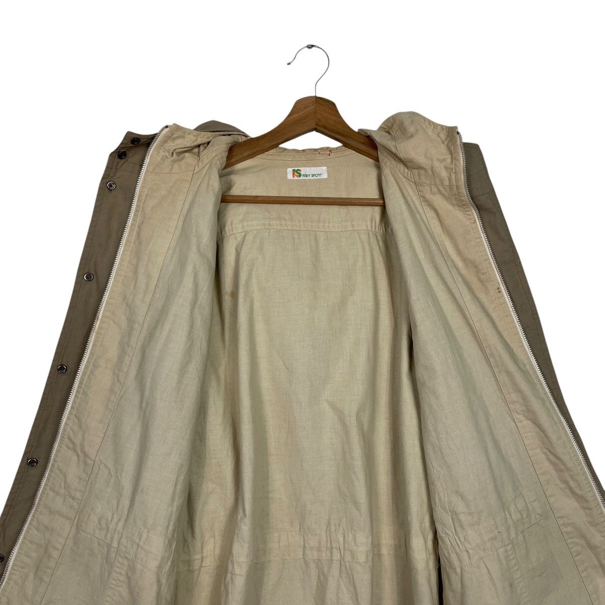 Issey Miyake Vintage 80s Issey Miyake Sport Hooded Jacket Size L / US 10 / IT 46 - 14 Thumbnail