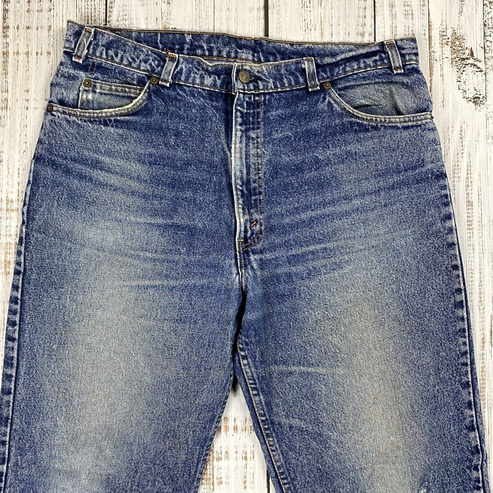 Levi's Vintage Levi's 550 Jeans Men Dark Wash Denim 38x32 USA Made Faded Tapered Size US 38 / EU 54 - 2 Thumbnail