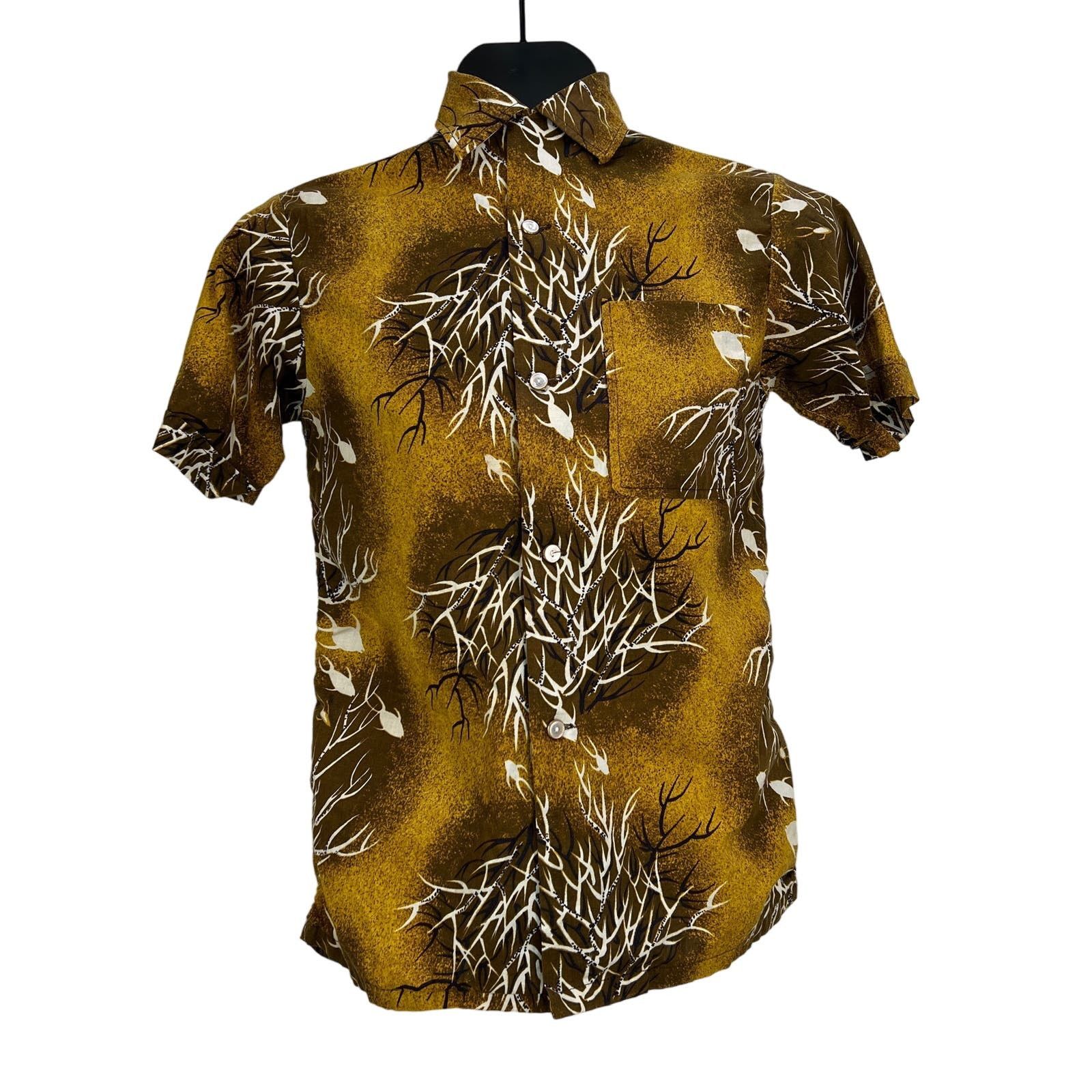 image of Vintage Gantner Of California Shirt Fish Motif Print Yellow, Men's (Size Small)