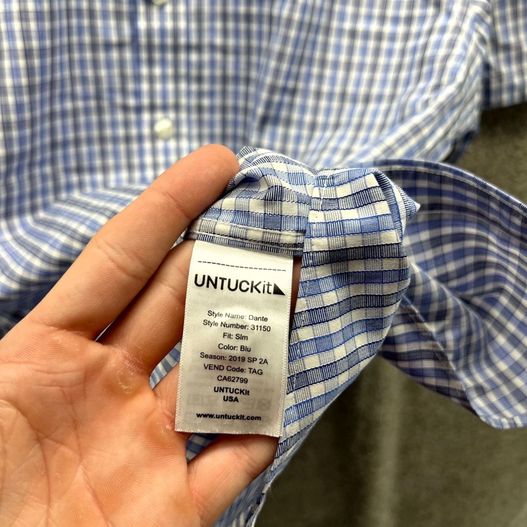 UNTUCKit UNTUCKit Shirt Men Medium Adult Blue Gingham Button Down Slim Short Sleeve Dante Size US M / EU 48-50 / 2 - 5 Thumbnail