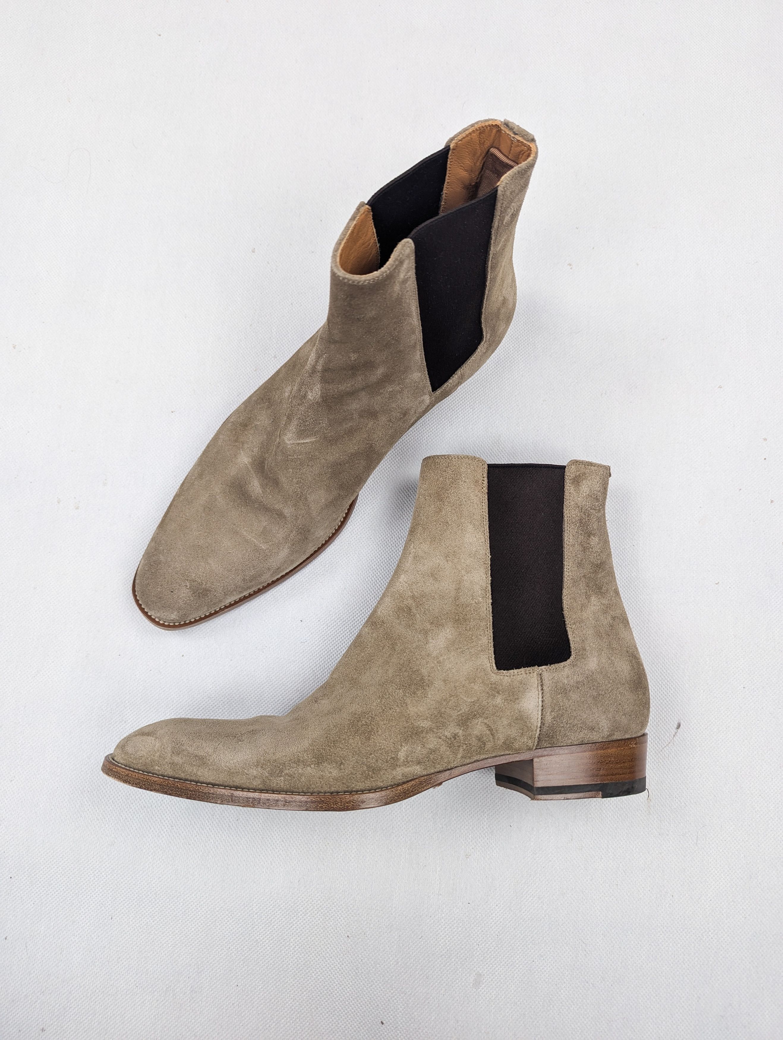 Yves Saint Laurent Saint Laurent wyatt suede beige chelsea boots 43,5 Size US 10.5 / EU 43-44 - 1 Thumbnail