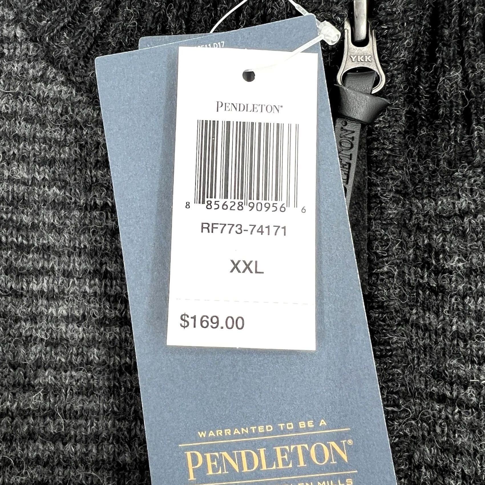 Pendleton VINTAGE Pendleton Sweater Vest Men NWT XXL Black Wool Full Zip Pockets Logo Classic 2XL Size US XXL / EU 58 / 5 - 4 Thumbnail