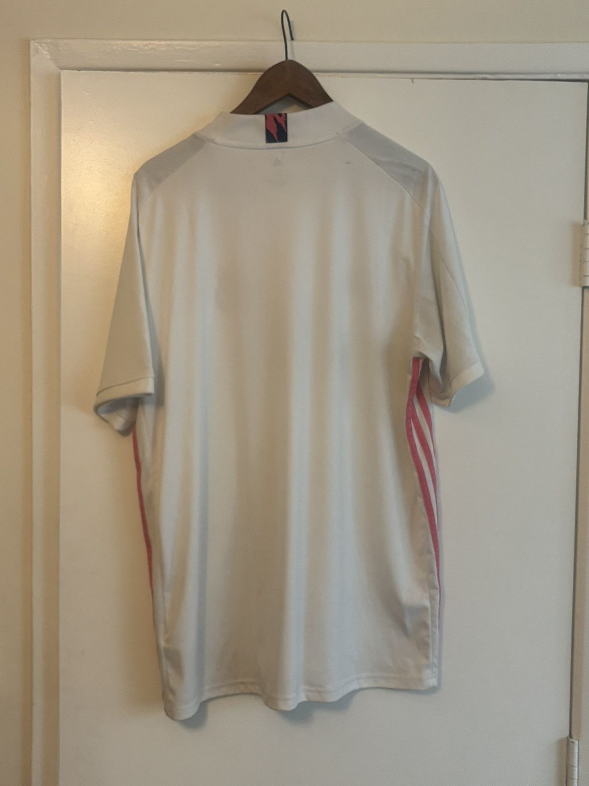 Adidas Adidas Real Madrid 2020/21 Home Jersey XL White Pink Emirate Size US XL / EU 56 / 4 - 4 Thumbnail