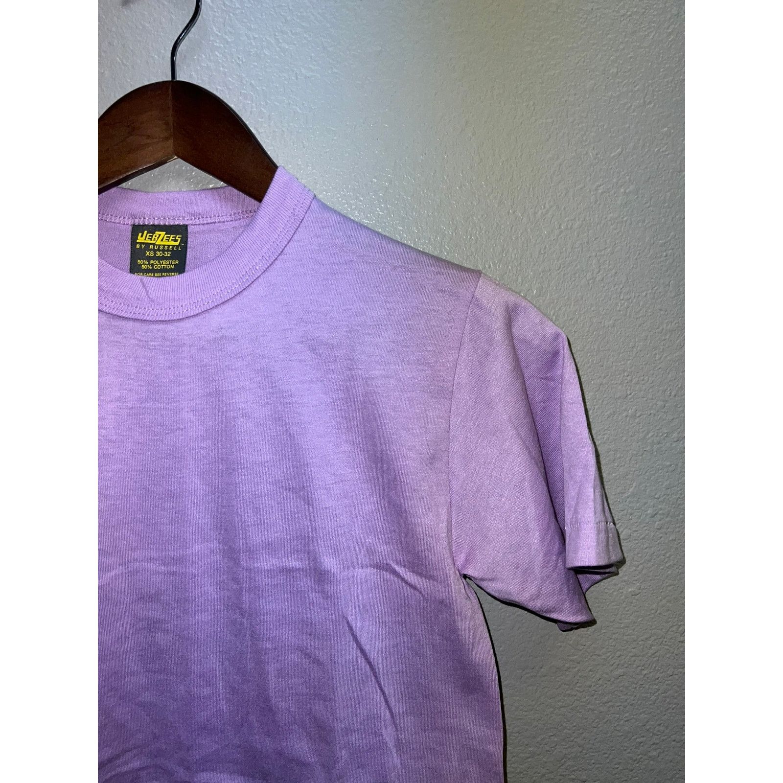 Jerzees 80s Women's Jerzees Russell Purple Crop Top Shirt Women XS Size XS / US 0-2 / IT 36-38 - 2 Thumbnail